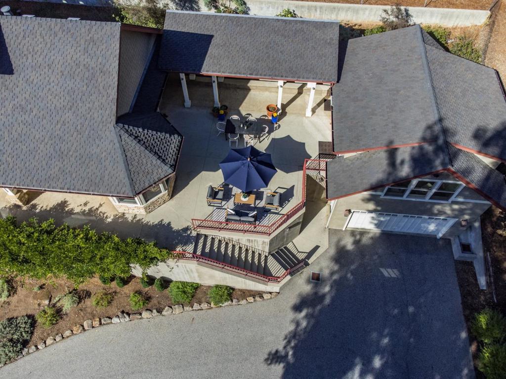 Scotts Valley, California, 95066, United States, 3 Bedrooms Bedrooms, ,3 BathroomsBathrooms,Residential,For Sale,1974309