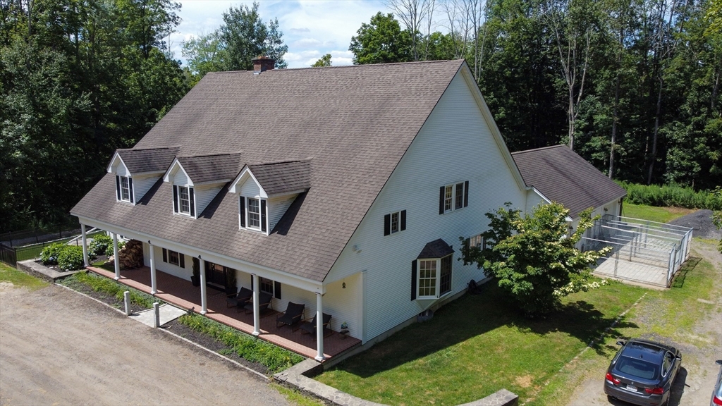 Hardwick, Massachusetts, 01037, United States, 5 Bedrooms Bedrooms, ,5 BathroomsBathrooms,Residential,For Sale,1904254
