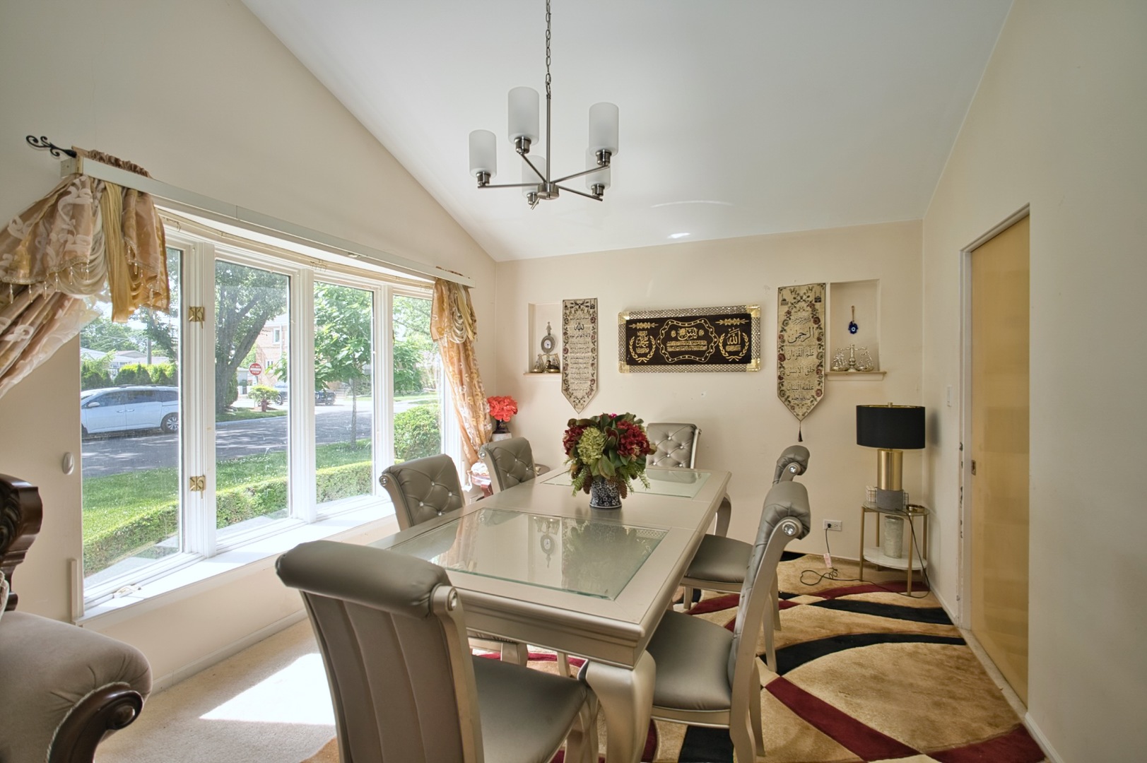 Skokie, Illinois, 60076, United States, 4 Bedrooms Bedrooms, ,3 BathroomsBathrooms,Residential,For Sale,2000089