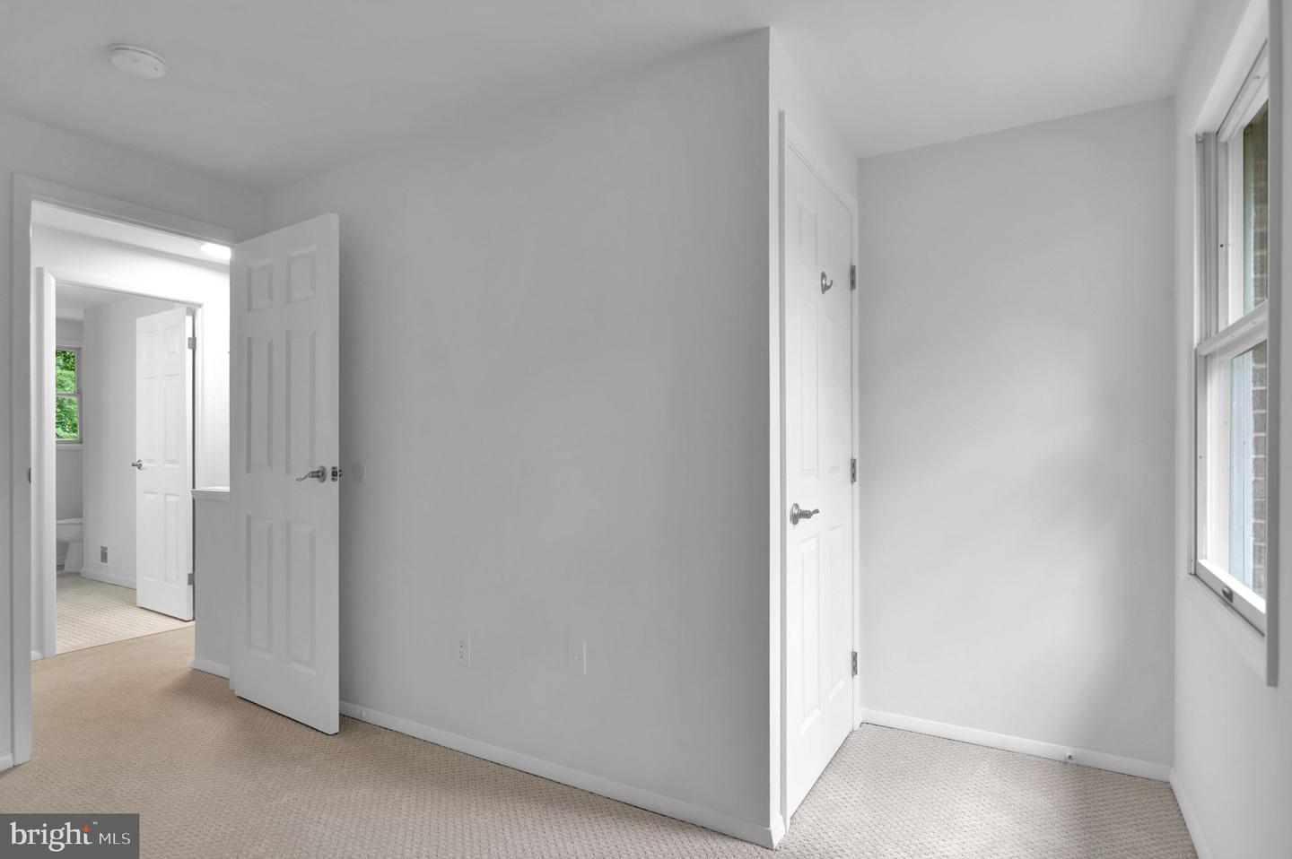 Fairfax, Virginia, 22030, United States, 4 Bedrooms Bedrooms, ,3 BathroomsBathrooms,Residential,For Sale,1896829