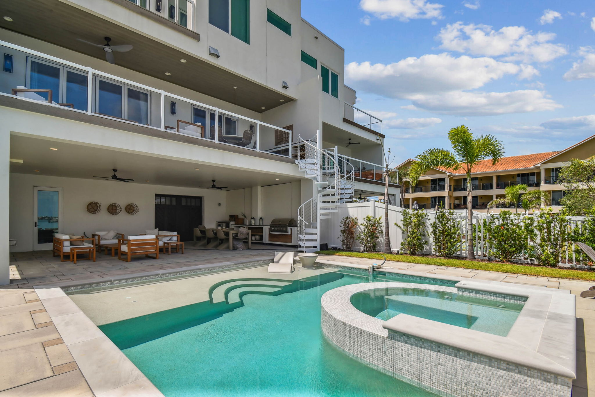 Treasure Island, Florida, 33706, United States, 5 Bedrooms Bedrooms, ,5 BathroomsBathrooms,Residential,For Sale,1792310