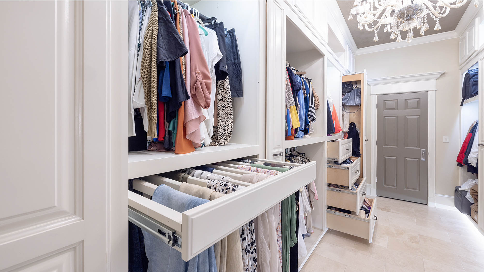 Houma, Louisiana, 70360, United States, 4 Bedrooms Bedrooms, ,5 BathroomsBathrooms,Residential,For Sale,1992086