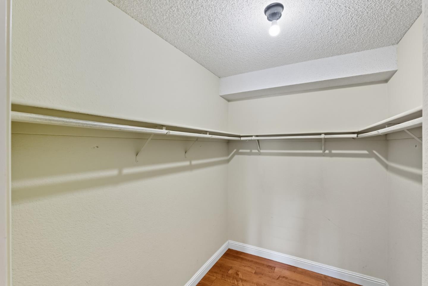San Jose, California, 95121, United States, 2 Bedrooms Bedrooms, ,2 BathroomsBathrooms,Residential,For Sale,1950993
