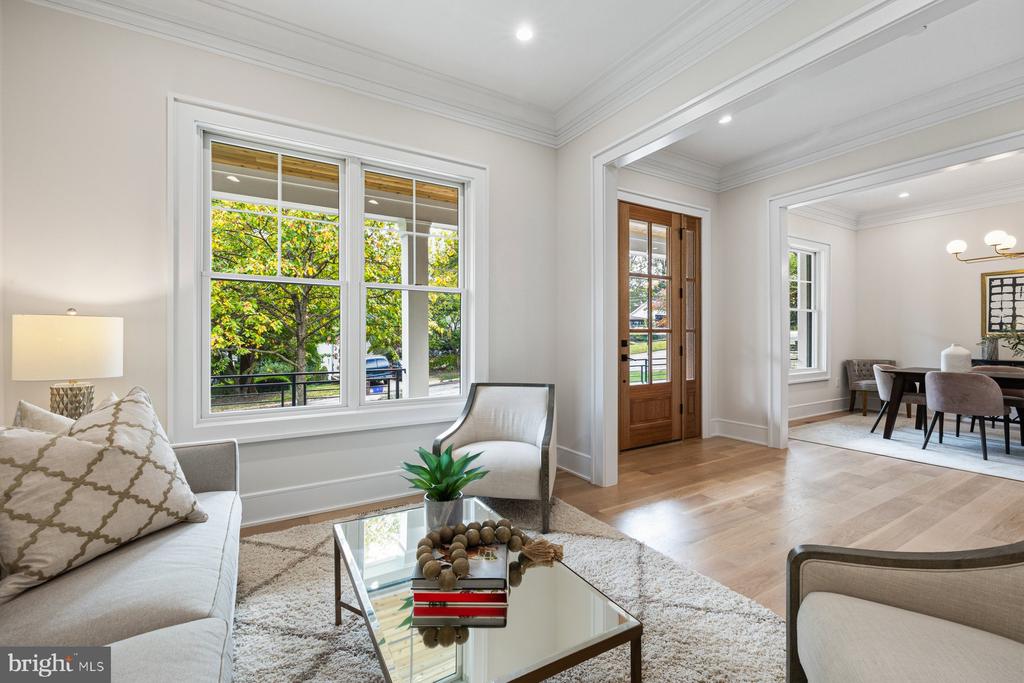 Chevy Chase, Maryland, 20815, United States, 6 Bedrooms Bedrooms, ,7 BathroomsBathrooms,Residential,For Sale,1976530