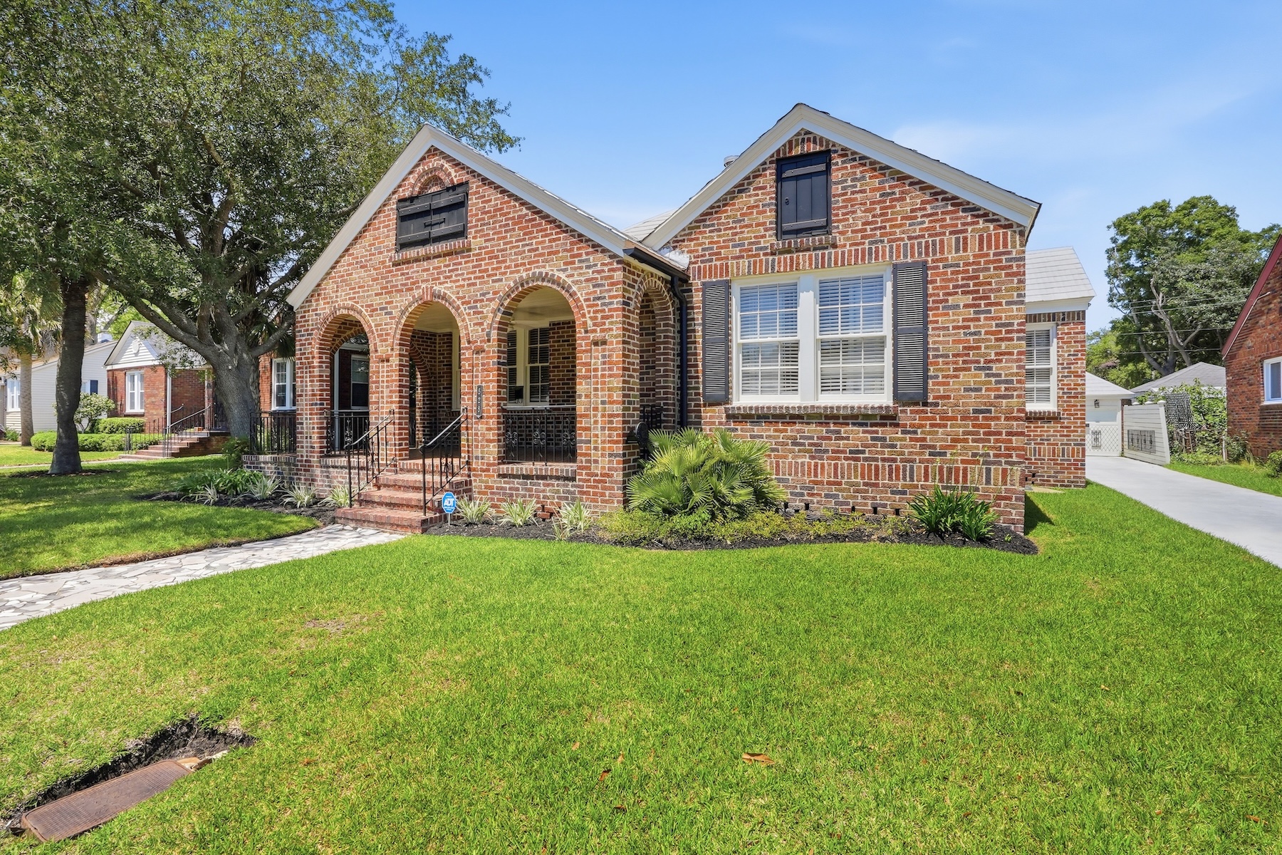  Charming Brick Bungalow in Ardsley Park with Modern Updates - 物件實景