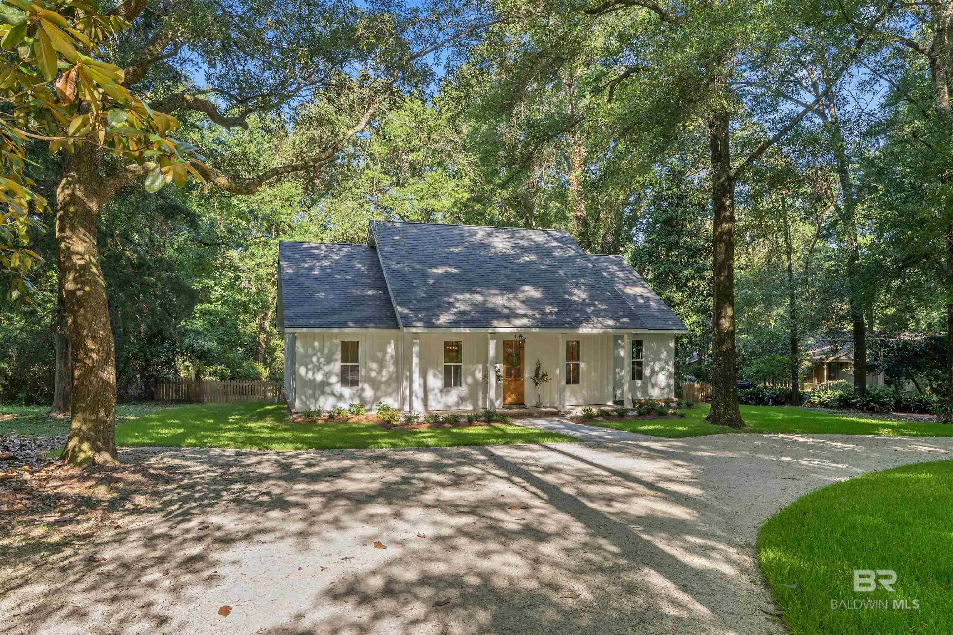 Fairhope, Alabama, 36532, United States, 3 Bedrooms Bedrooms, ,2 BathroomsBathrooms,Residential,For Sale,1895603