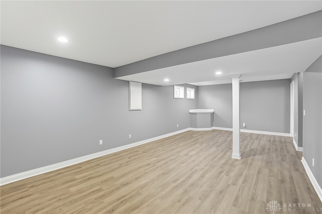 Clearcreek Twp, Ohio, 45458, United States, 4 Bedrooms Bedrooms, ,4 BathroomsBathrooms,Residential,For Sale,1966206