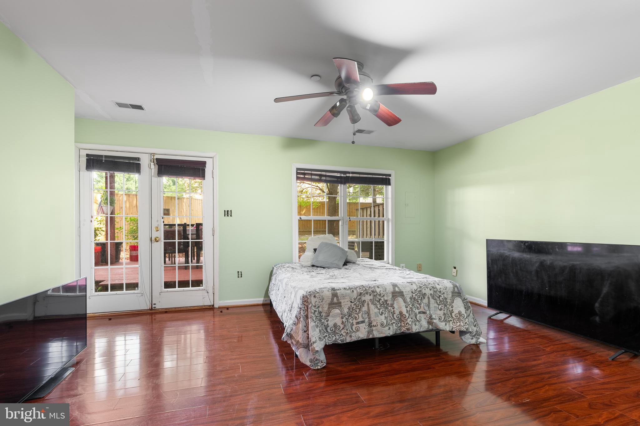Alexandria, Virginia, 22304, United States, 3 Bedrooms Bedrooms, ,4 BathroomsBathrooms,Residential,For Sale,1927839