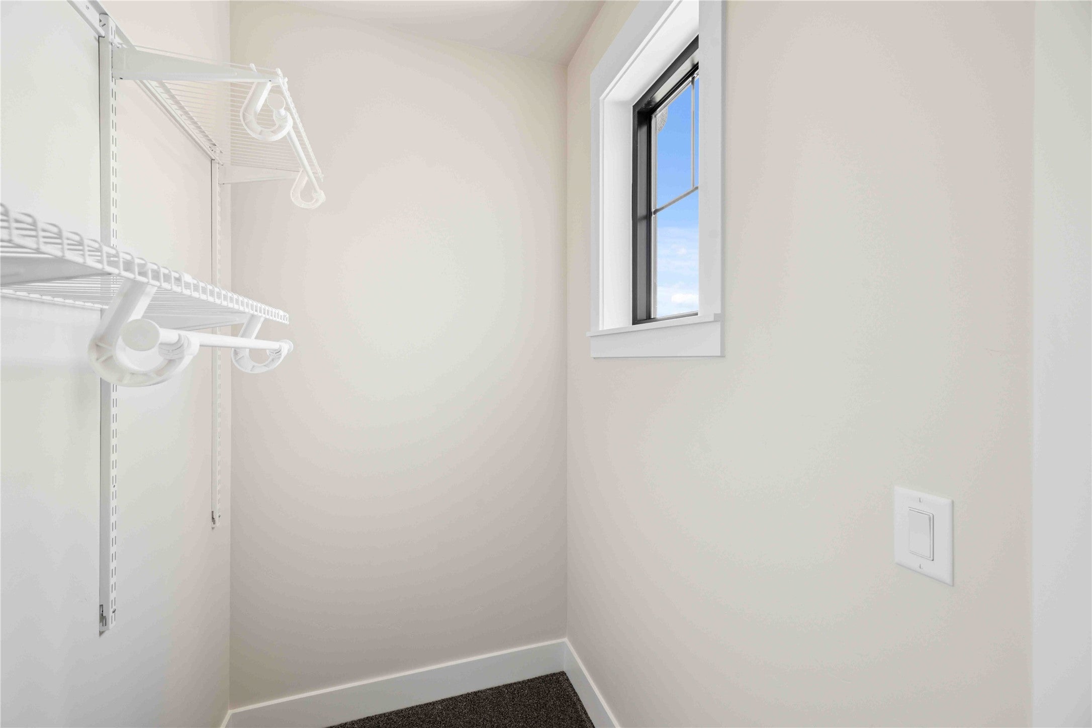 Kalispell, Montana, 59901, United States, 4 Bedrooms Bedrooms, ,4 BathroomsBathrooms,Residential,For Sale,1907313