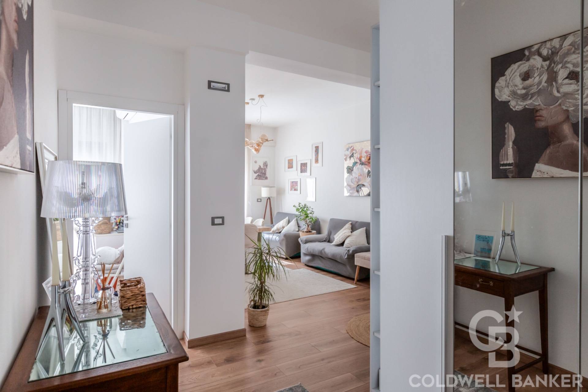 Roma, Roma, 00100, IT, 2 Bedrooms Bedrooms, ,1 BathroomBathrooms,Residential,For Sale,1940335