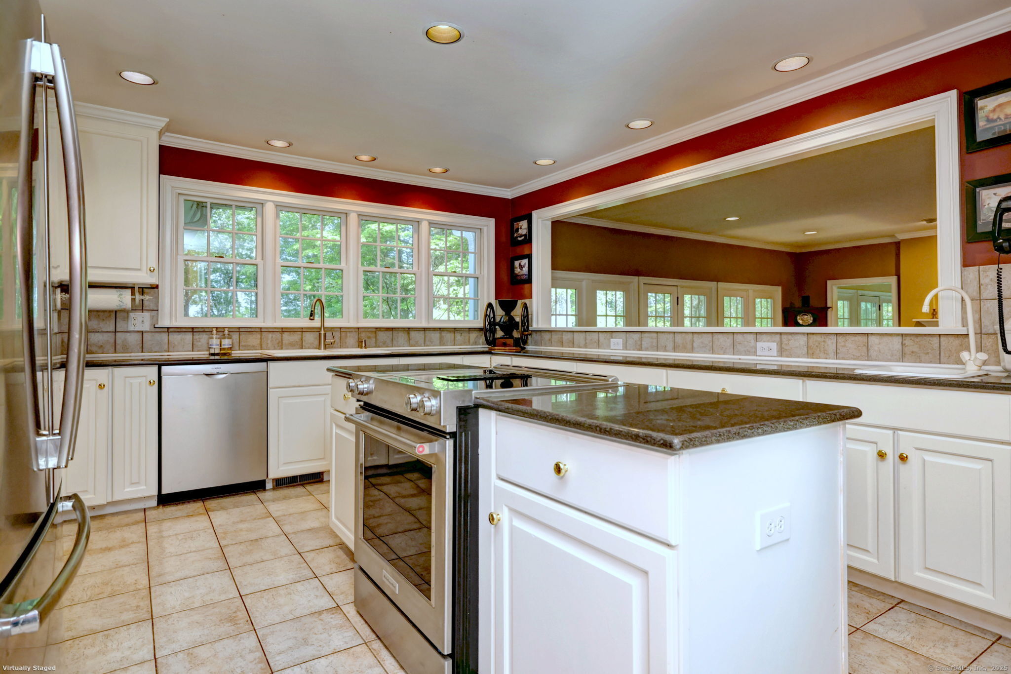 Redding, Connecticut, 06896, United States, 4 Bedrooms Bedrooms, ,5 BathroomsBathrooms,Residential,For Sale,1827564