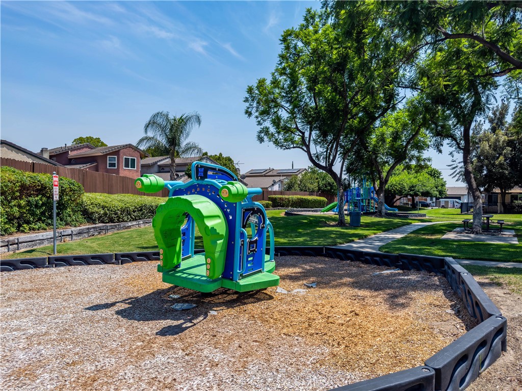 Rialto, California, 92376, United States, 3 Bedrooms Bedrooms, ,3 BathroomsBathrooms,Residential,For Sale,1909266