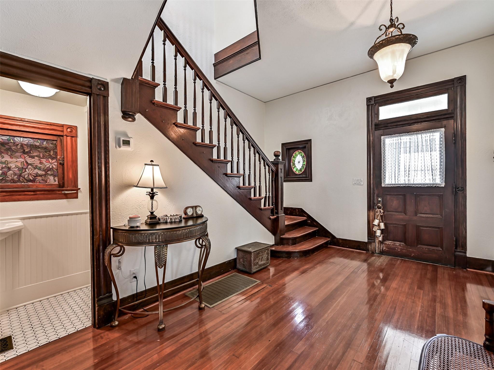 Galveston, Texas, 77550, United States, 4 Bedrooms Bedrooms, ,3 BathroomsBathrooms,Residential,For Sale,1818461