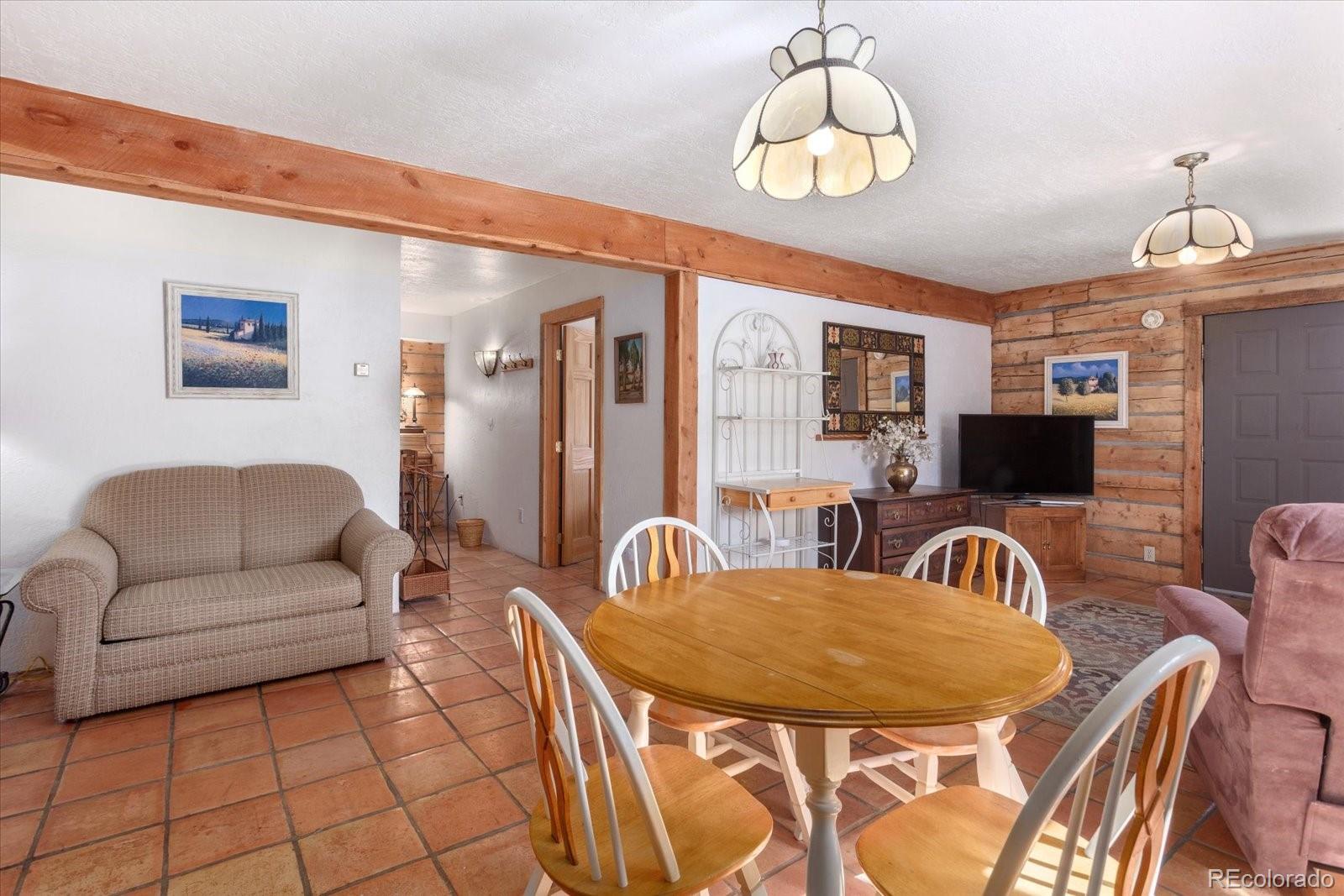 Howard, Colorado, 81233, United States, 4 Bedrooms Bedrooms, ,1 BathroomBathrooms,Residential,For Sale,1979398