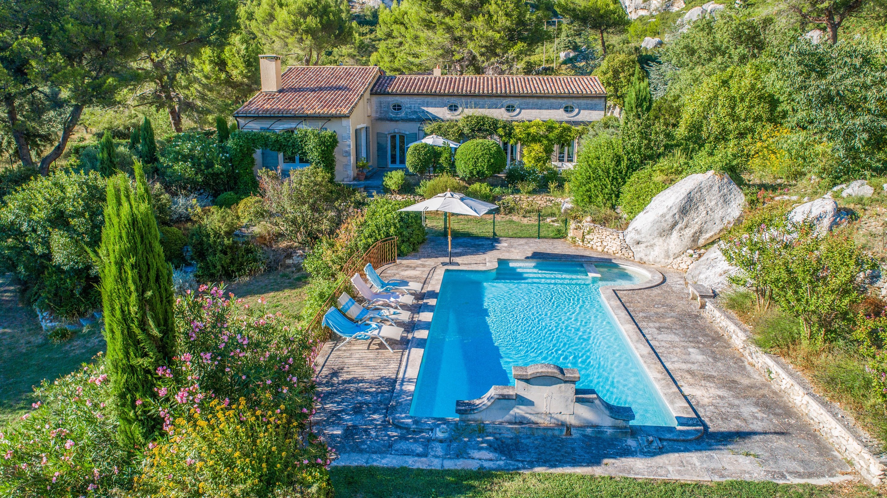  Property with a superb view located in Les Baux-de-Provence - 物件實景