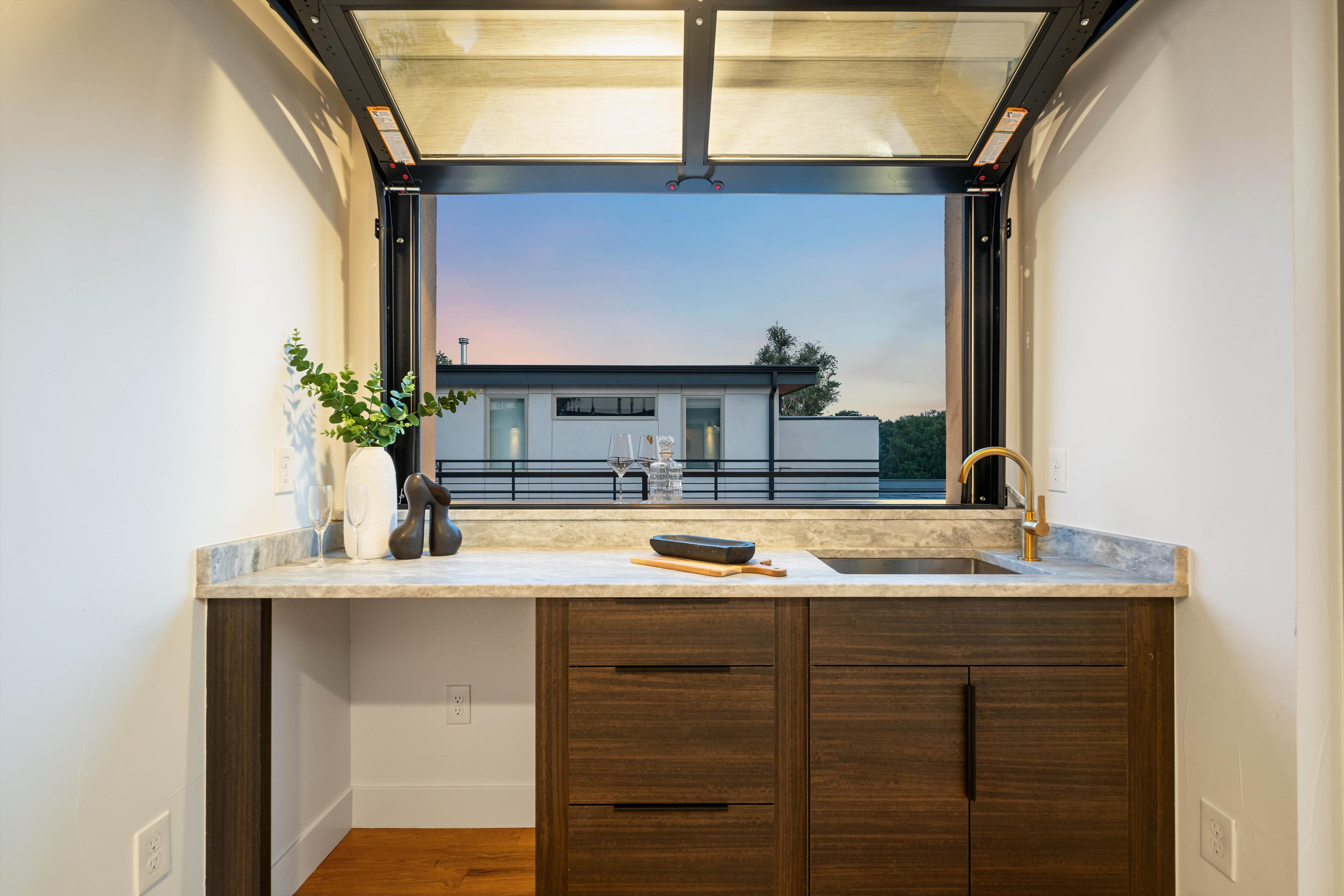  Exceptional Sunnyside Residence - 物件實景