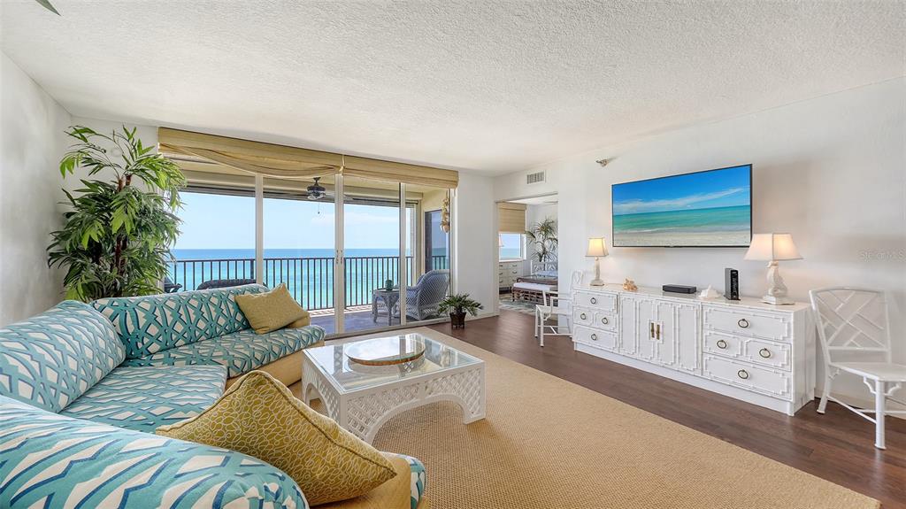 Longboat Key, Florida, 34228, United States, 3 Bedrooms Bedrooms, ,2 BathroomsBathrooms,Residential,For Sale,1793639
