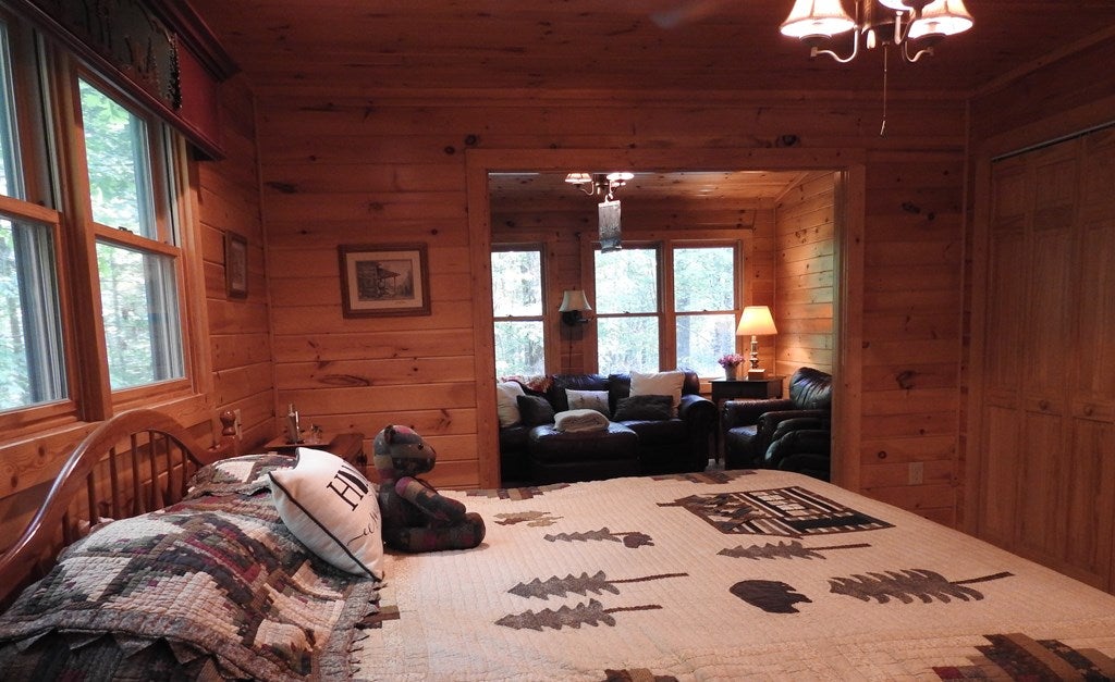 Morganton, Georgia, 30560, United States, 3 Bedrooms Bedrooms, ,3 BathroomsBathrooms,Residential,For Sale,1858893