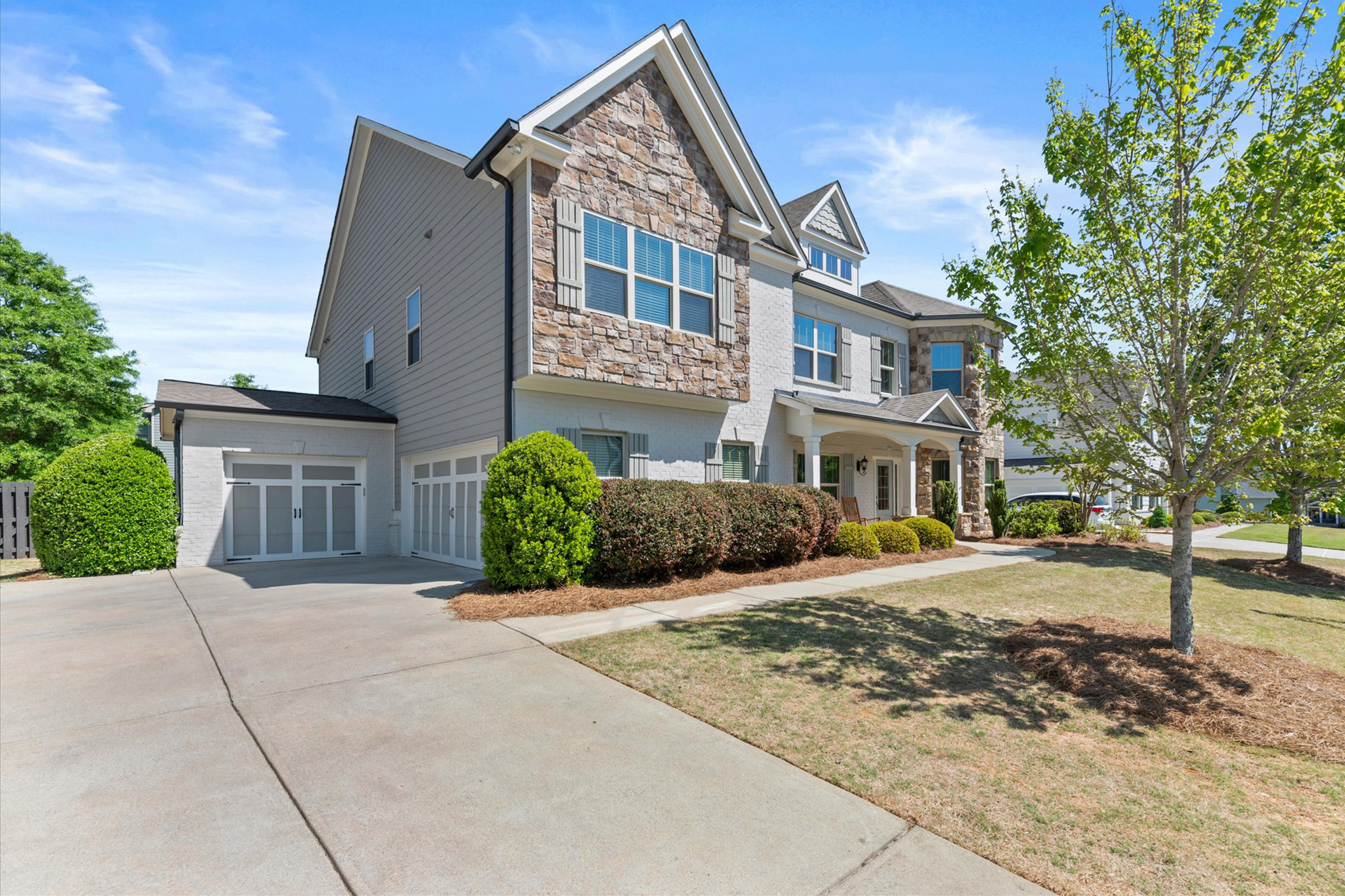  One-of-a-kind Home Offers an Exceptional Blend of Space, Style, and Upgrades - 物件實景