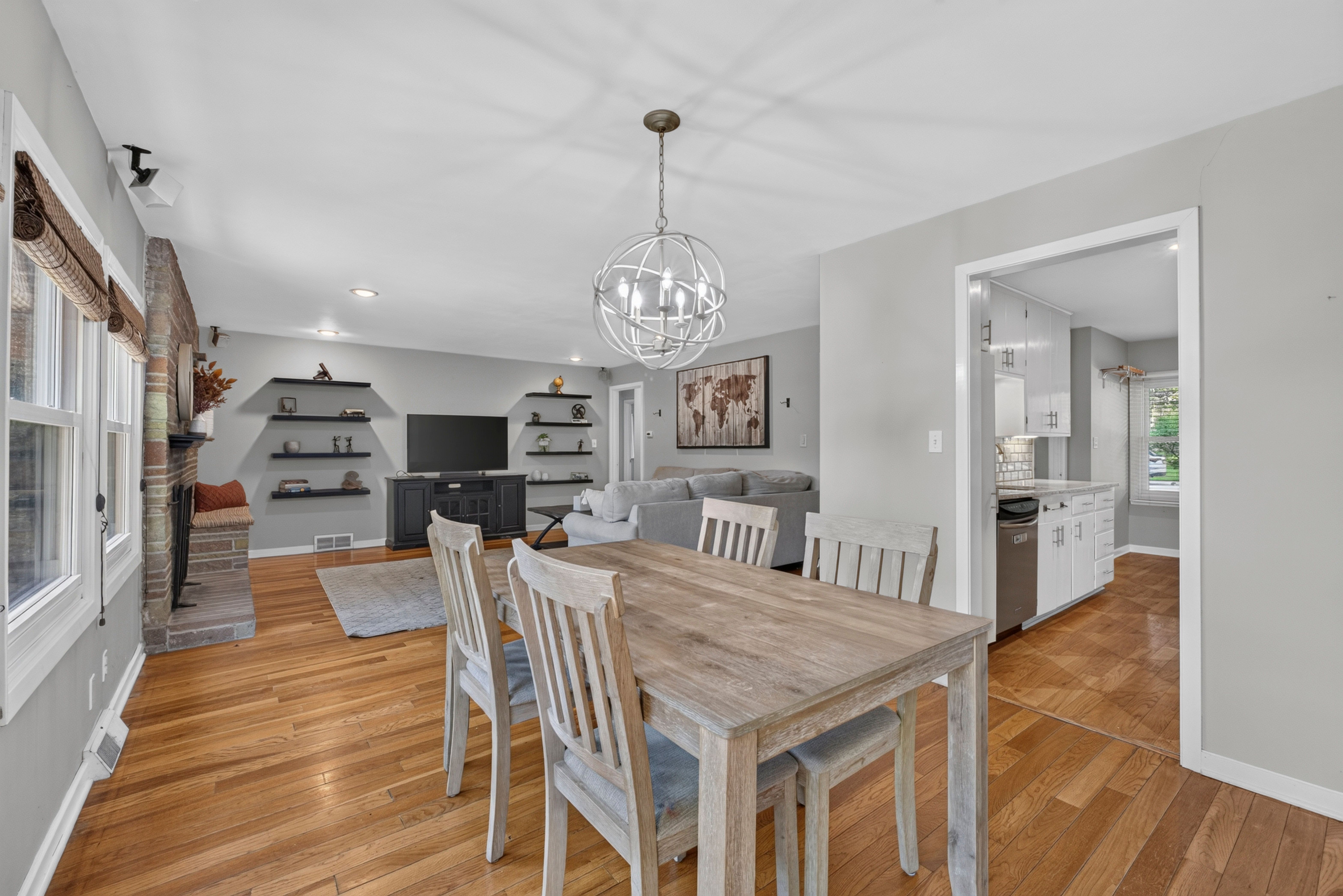  5714 West 77th Terrace, Prairie Village, KS 66208 - 物件實景