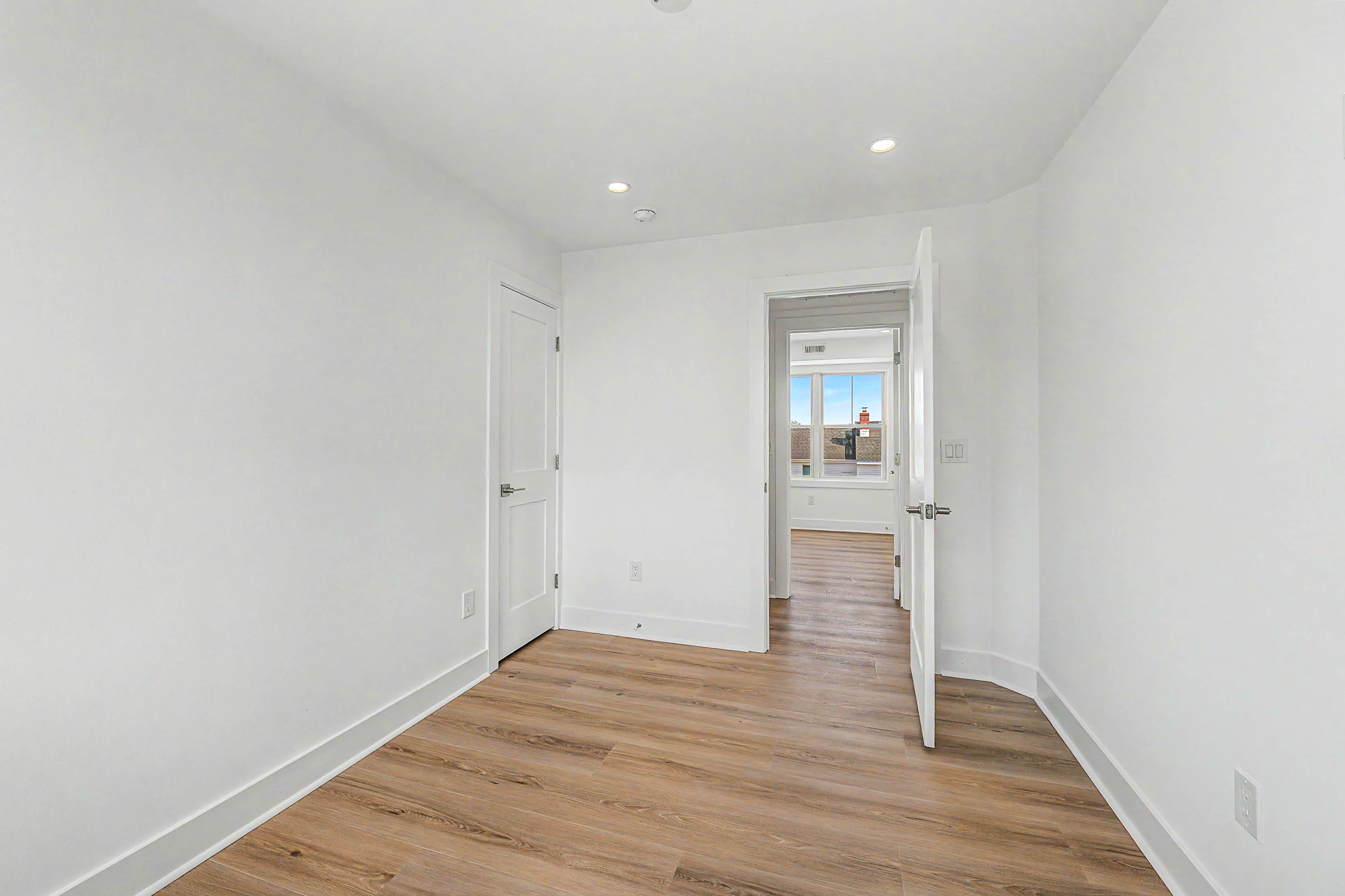  323 N Huntington - 物件實景