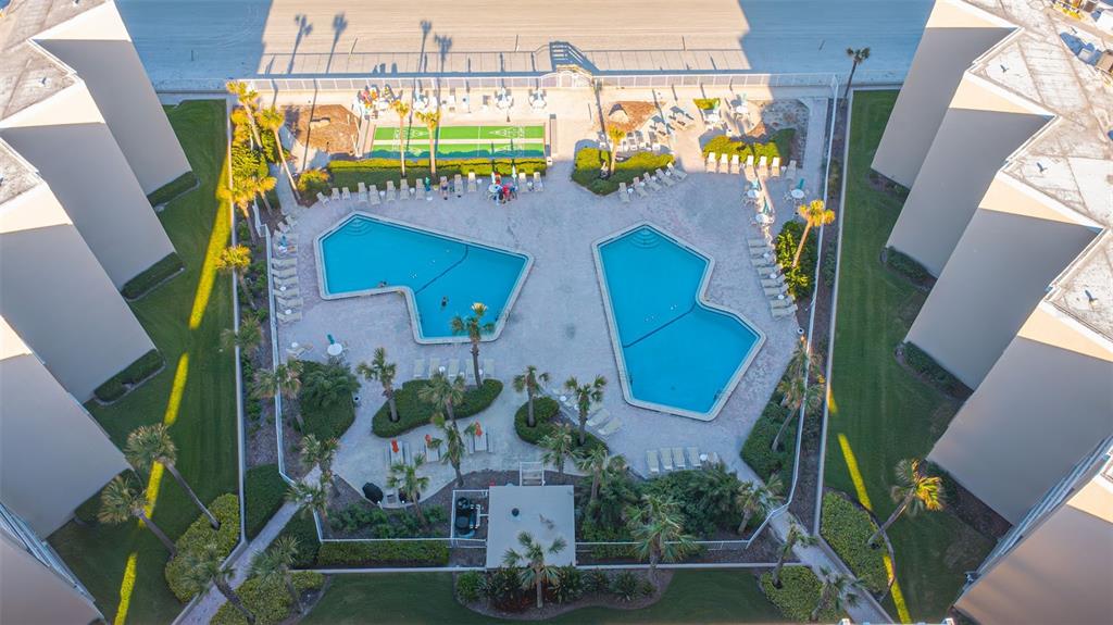 New Smyrna Beach, Florida, 32169, United States, 2 Bedrooms Bedrooms, ,3 BathroomsBathrooms,Residential,For Sale,1987395