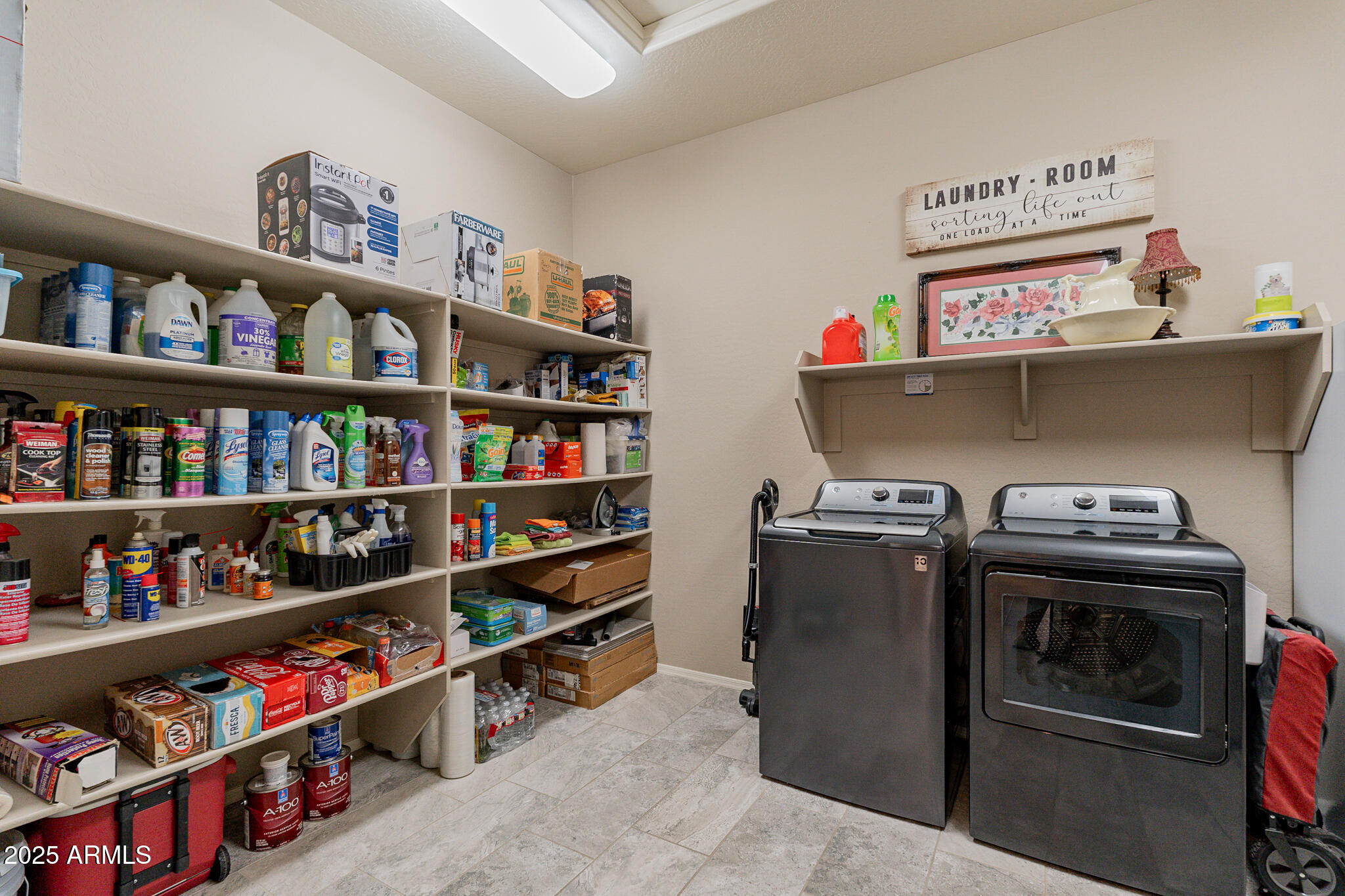 Queen Creek, Arizona, 85142, United States, 4 Bedrooms Bedrooms, ,Residential,For Sale,1866482