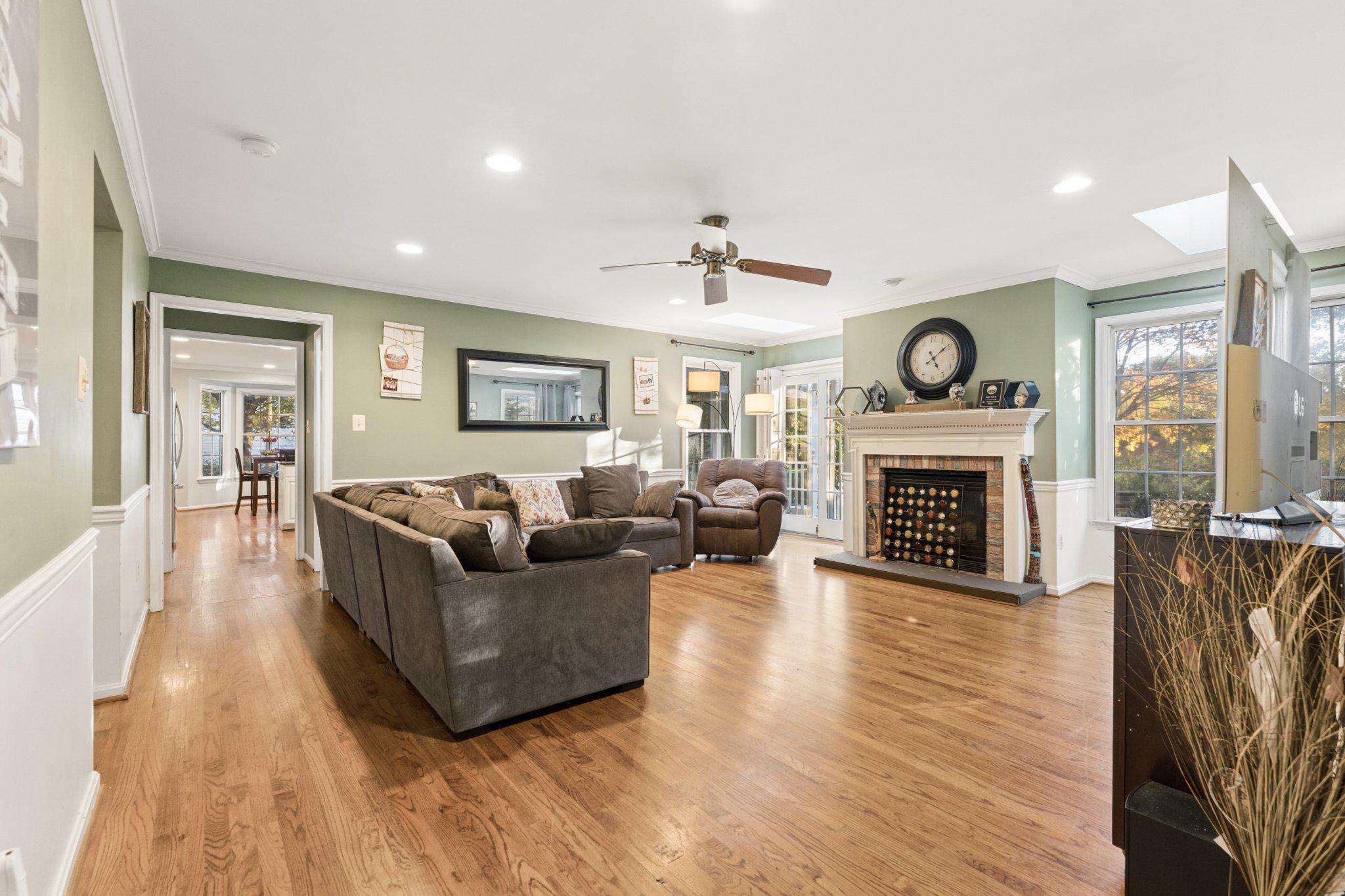  15118 Briarcliff Manor Way, Burtonsville, MD, 20866 - 物件實景