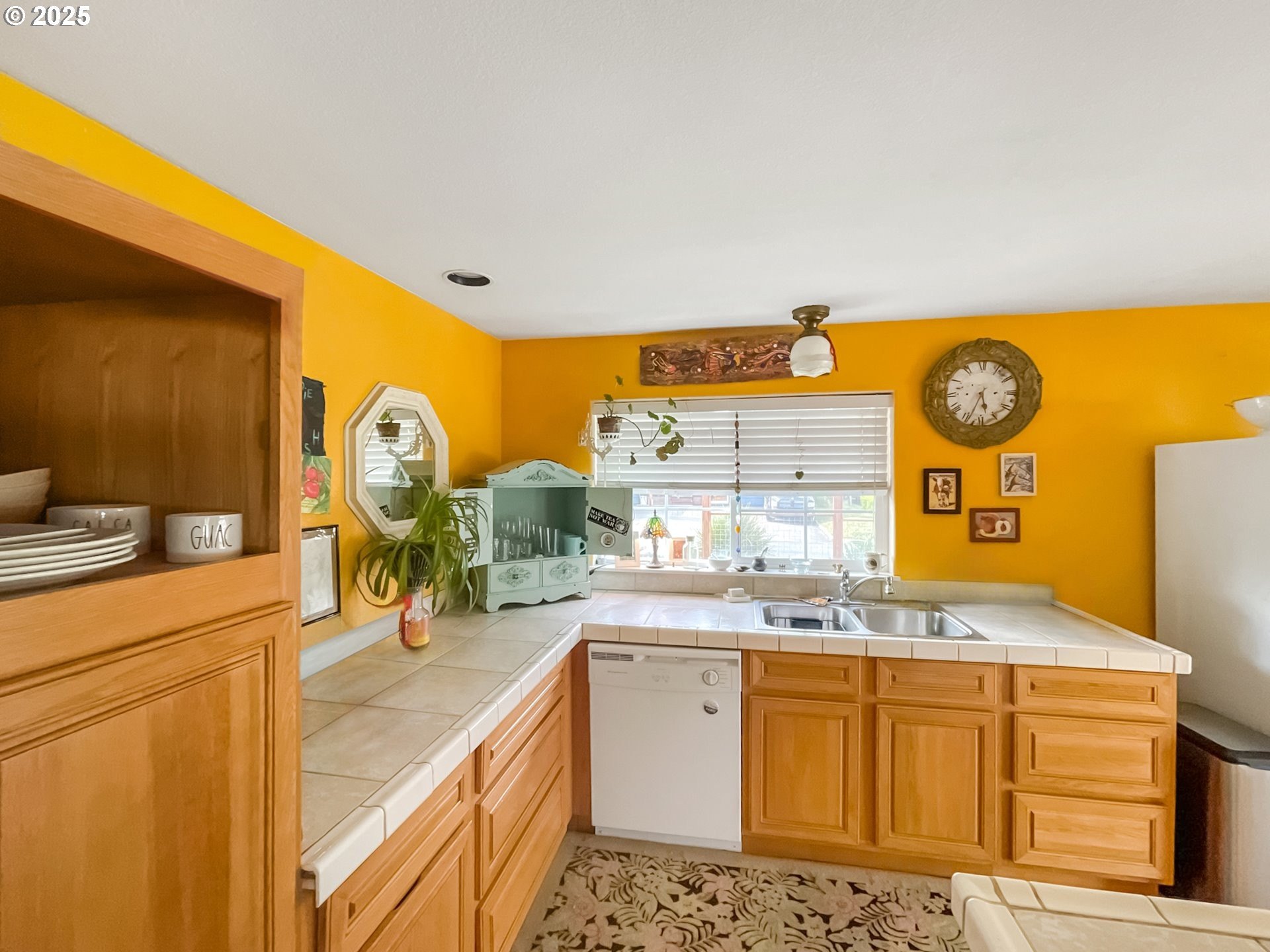 Brookings, Oregon, 97415, United States, 2 Bedrooms Bedrooms, ,2 BathroomsBathrooms,Residential,For Sale,2002477