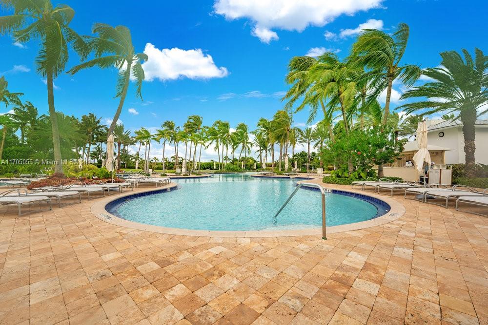 Miami Beach, Florida, 33139, United States, 2 Bedrooms Bedrooms, ,3 BathroomsBathrooms,Residential,For Sale,1877481