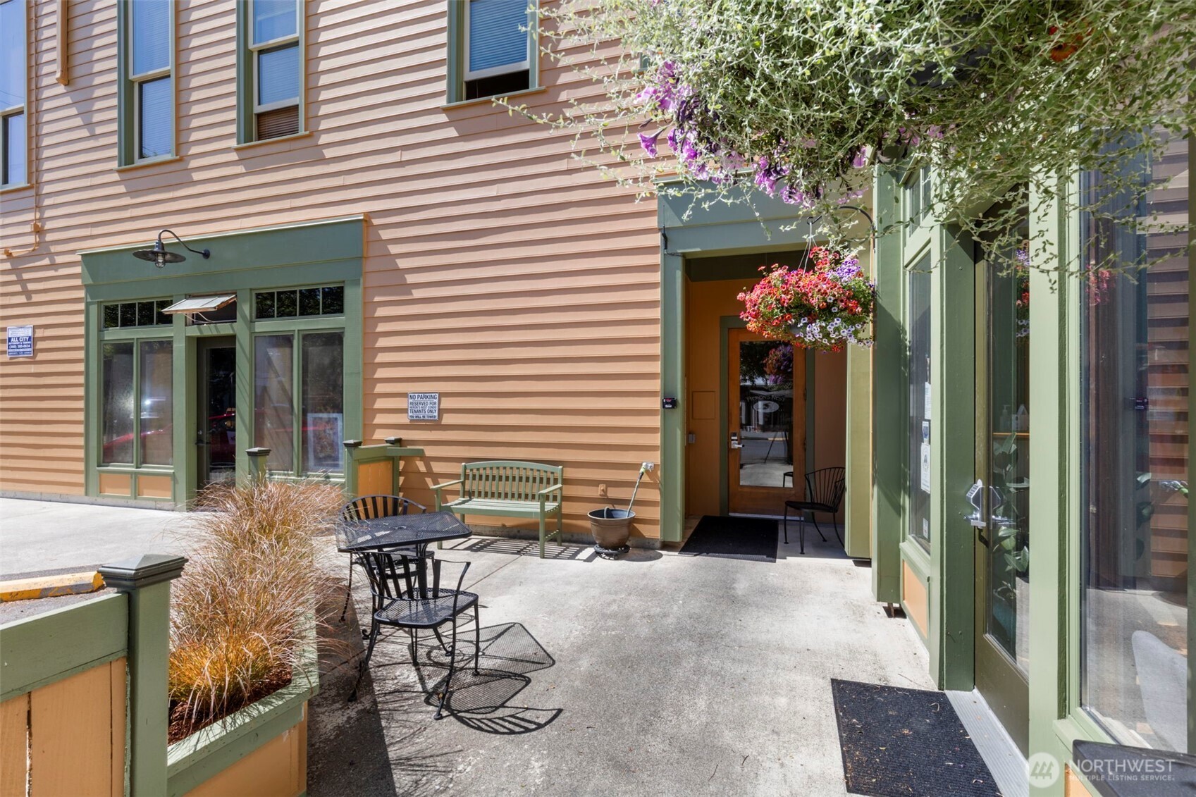 Port Townsend, Washington, 98368, United States, 1 Bedroom Bedrooms, ,1 BathroomBathrooms,Residential,For Sale,1906329
