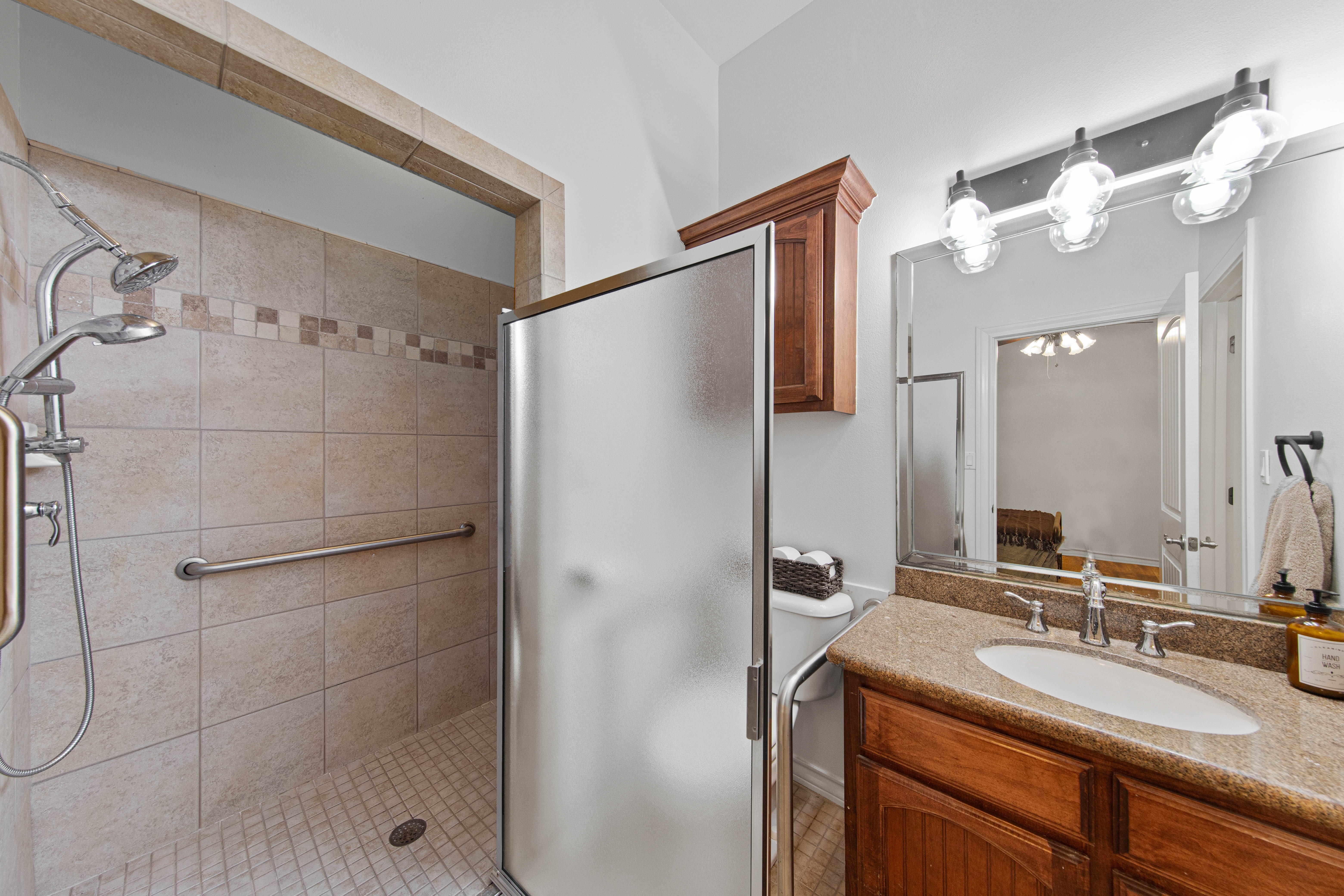14847 Valencia Circle South, Harlingen, Texas, 78552, United States, 5 Bedrooms Bedrooms, ,7 BathroomsBathrooms,Residential,For Sale,14847 Valencia Circle South,1683740