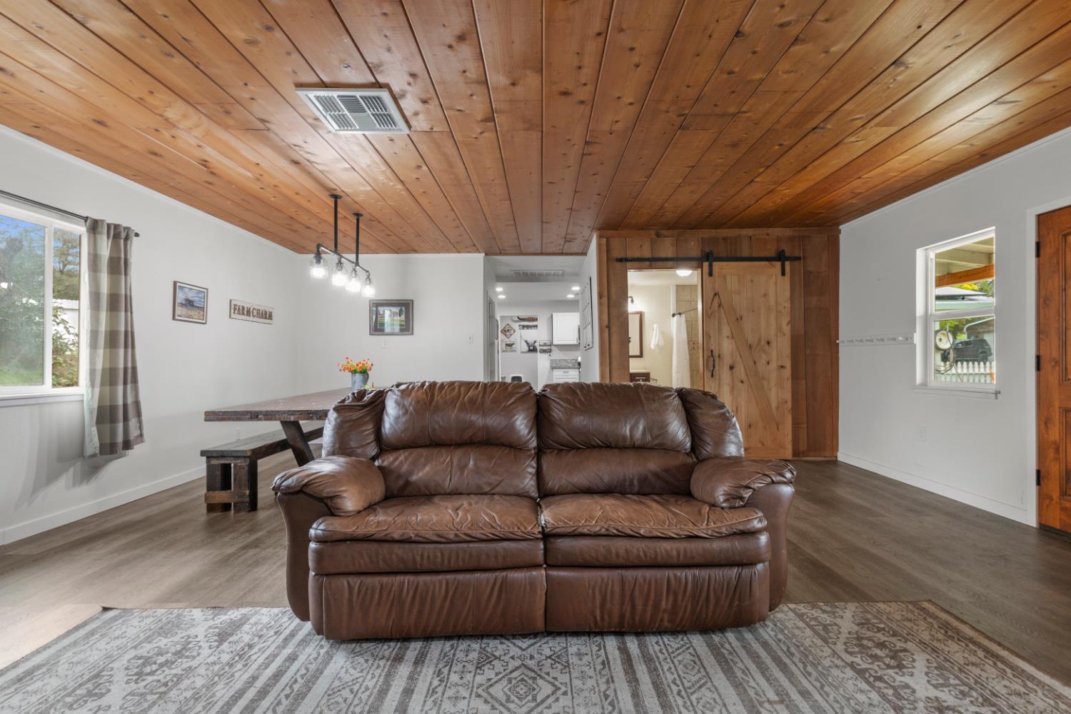 Lincoln, California, 95648, United States, 4 Bedrooms Bedrooms, ,2 BathroomsBathrooms,Residential,For Sale,1999522