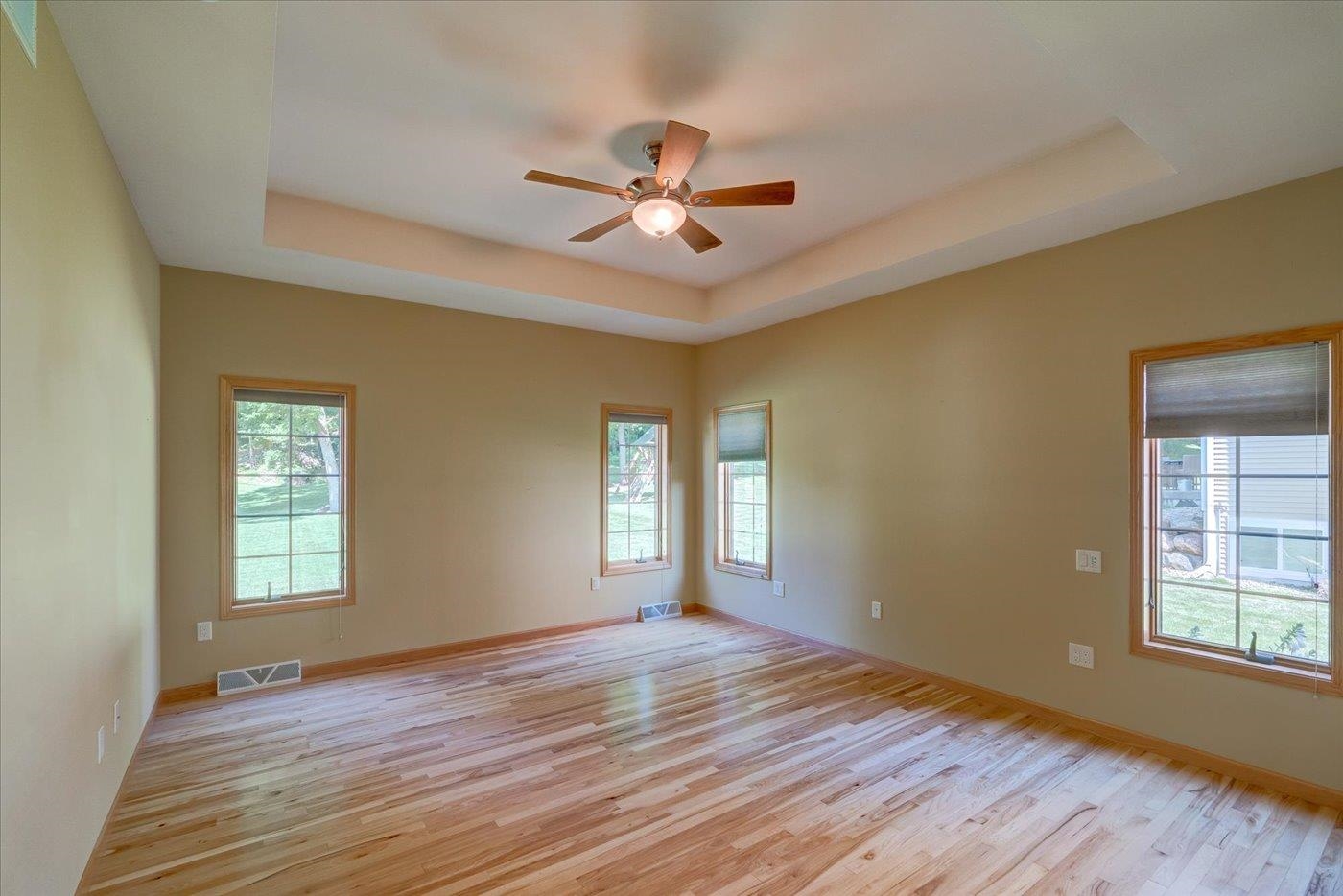Cross Plains, Wisconsin, 53528, United States, 4 Bedrooms Bedrooms, ,3 BathroomsBathrooms,Residential,For Sale,1914222