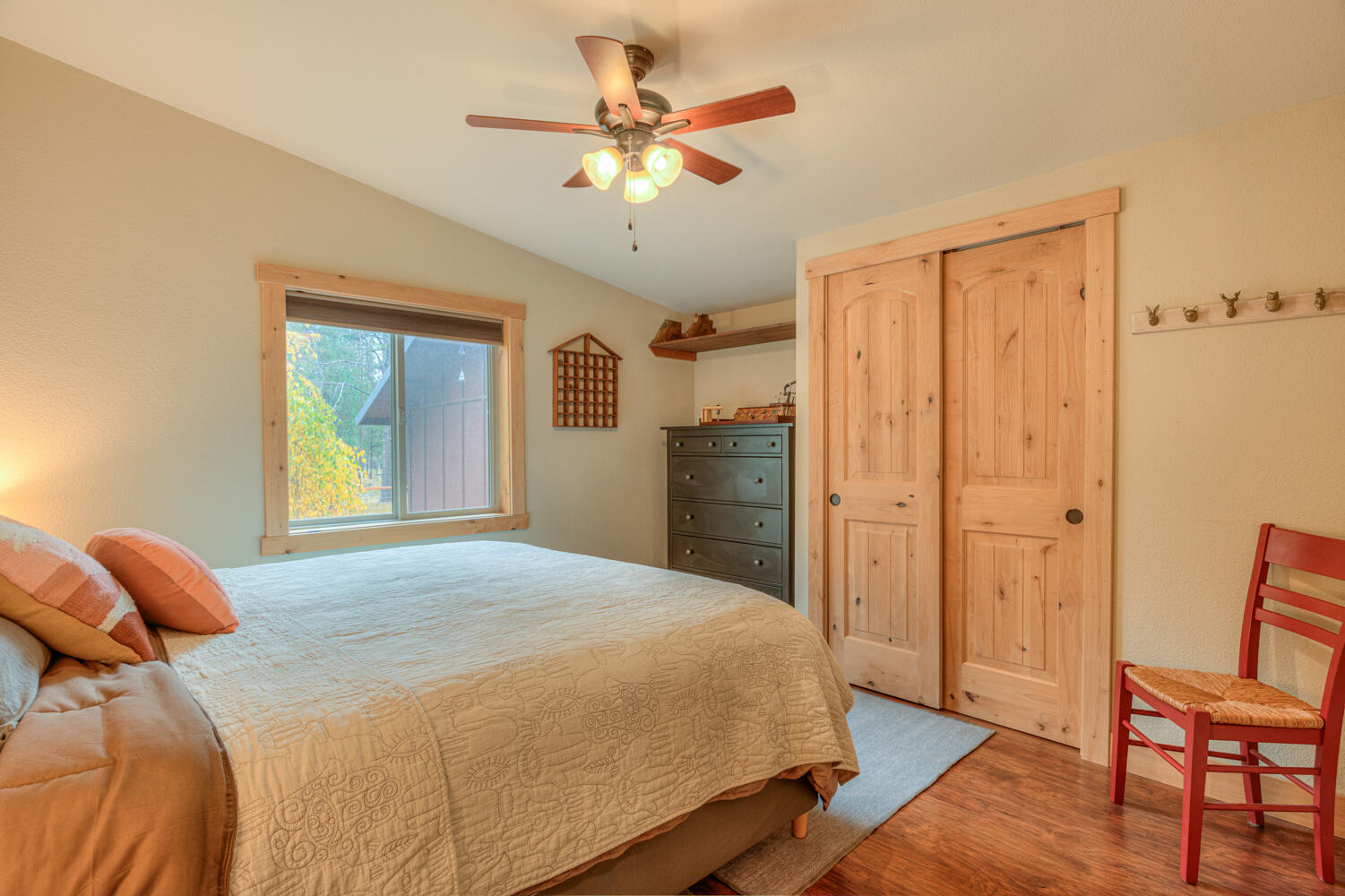 Bend, Oregon, 97707, United States, 2 Bedrooms Bedrooms, ,2 BathroomsBathrooms,Residential,For Sale,2000386