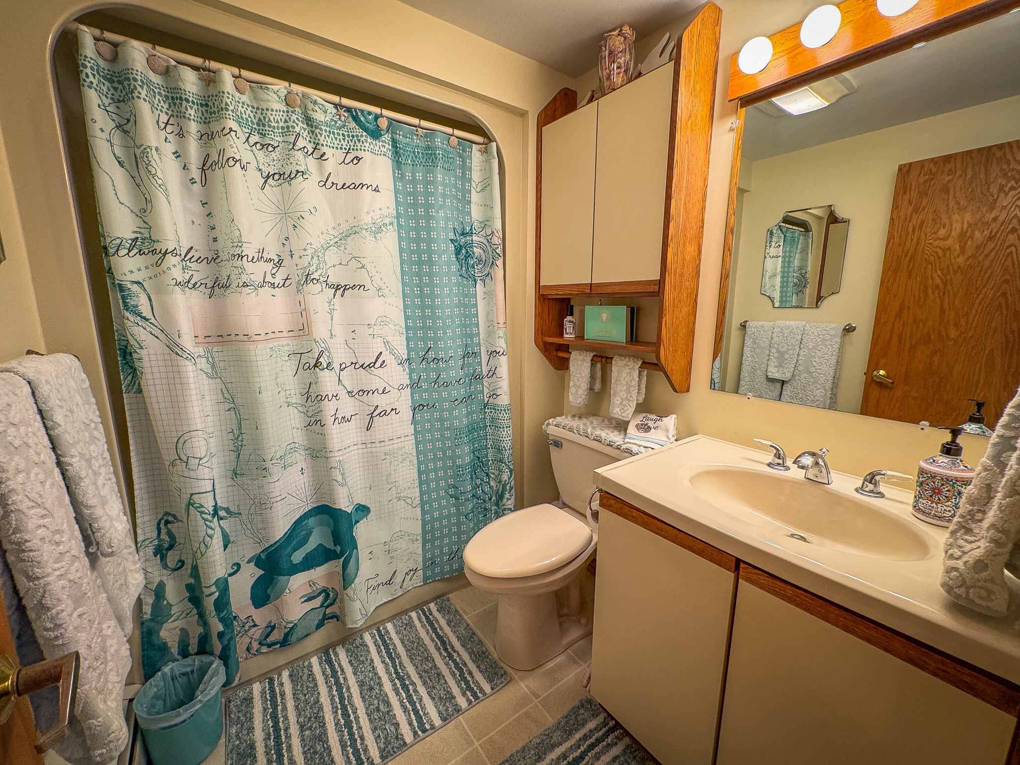 Cadillac, Michigan, 49601, United States, 5 Bedrooms Bedrooms, ,4 BathroomsBathrooms,Residential,For Sale,1905816