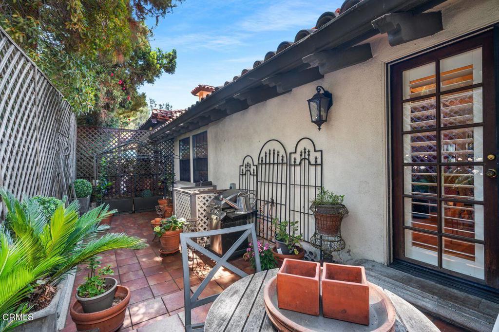 Pasadena, California, 91105, United States, 3 Bedrooms Bedrooms, ,2 BathroomsBathrooms,Residential,For Sale,1941777