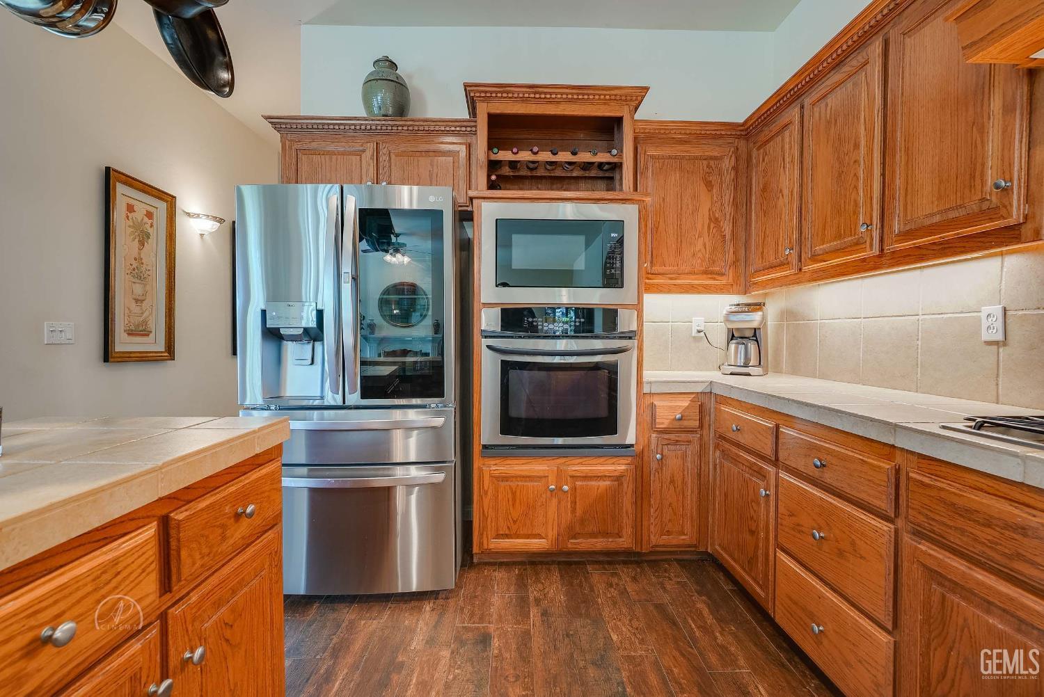 Bakersfield, California, 93314, United States, 5 Bedrooms Bedrooms, ,3 BathroomsBathrooms,Residential,For Sale,1974867