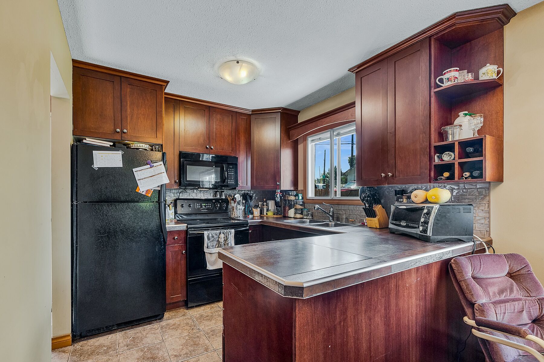  Two Bedroom Vernon Home - 物件實景