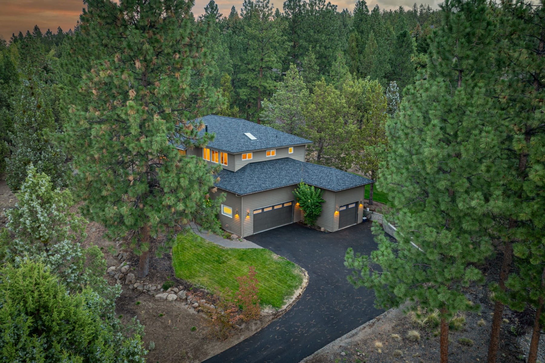  1960 NW Keenan Court Bend, OR 97703 - 物件實景