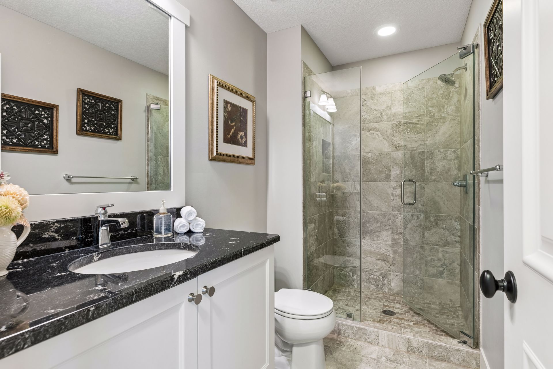  Luxury Living in Prestigious Woodland Hill Preserve - 物件實景