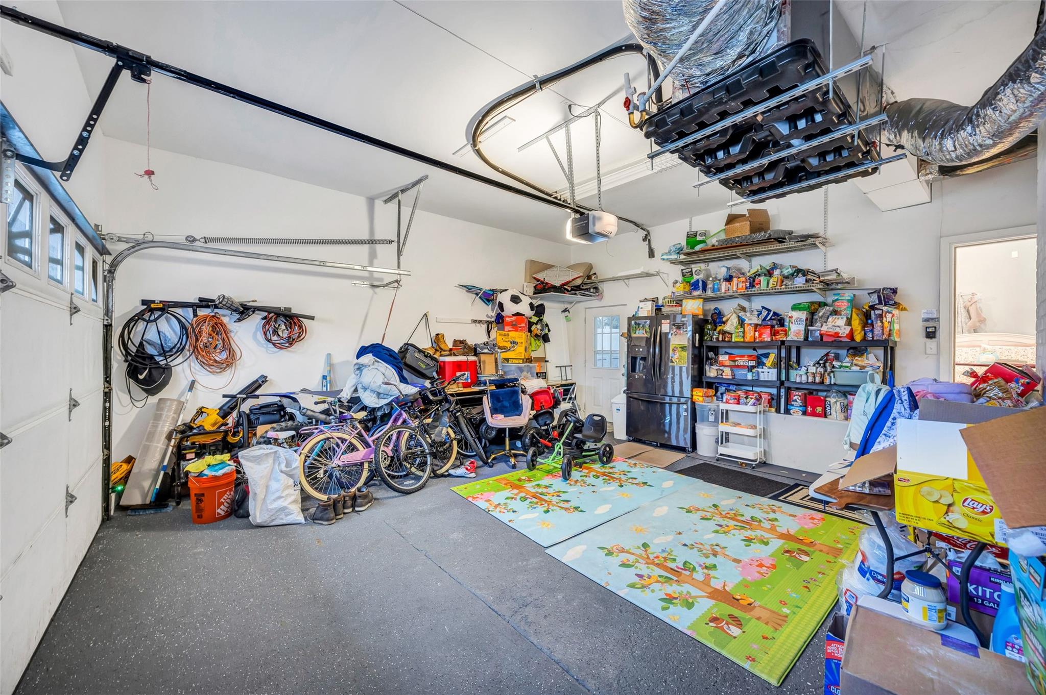 Lindenhurst, New York, 11757, United States, 5 Bedrooms Bedrooms, ,3 BathroomsBathrooms,Residential,For Sale,1707777