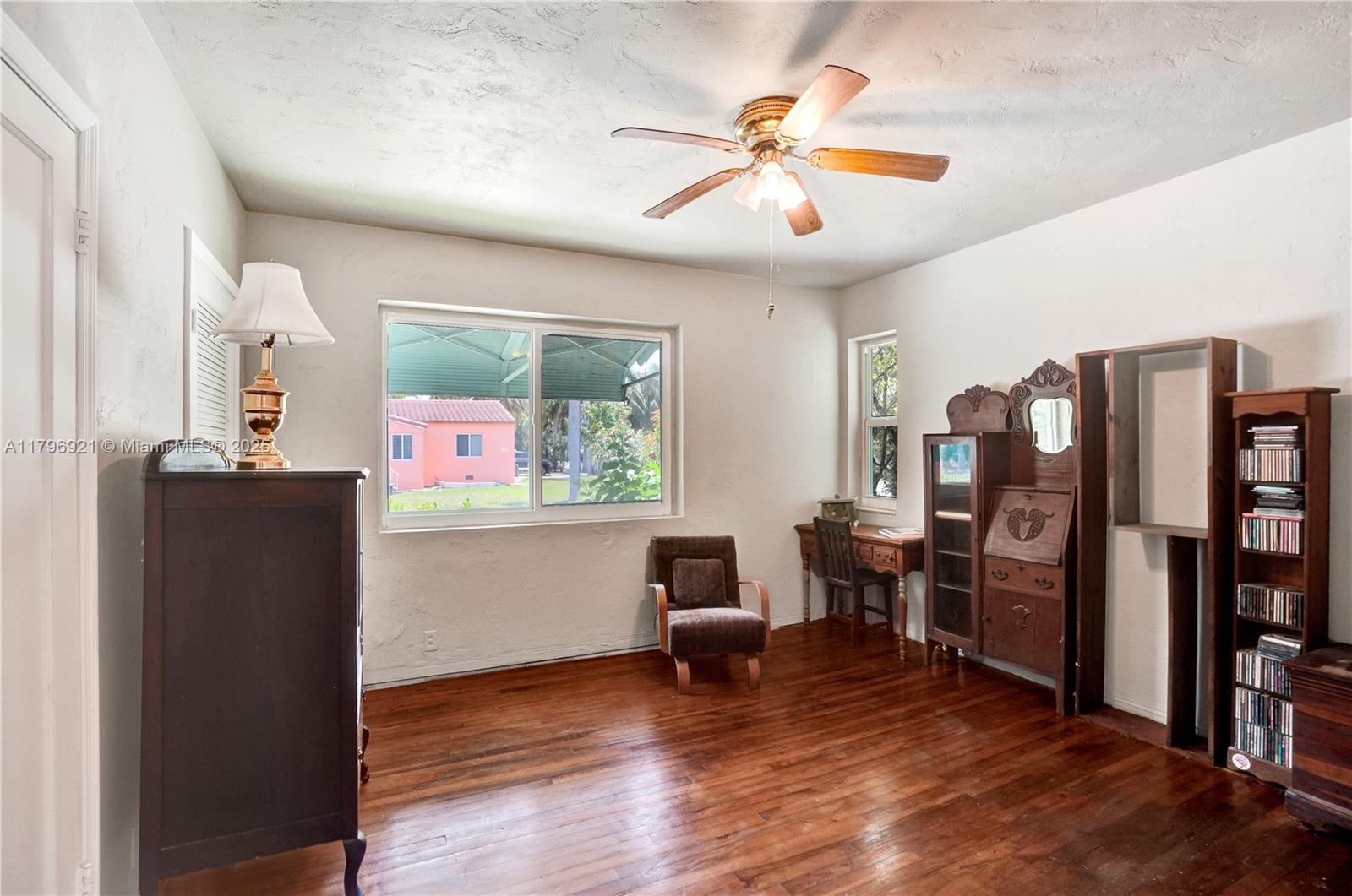 Hollywood, Florida, 33020, United States, 3 Bedrooms Bedrooms, ,3 BathroomsBathrooms,Residential,For Sale,1805248