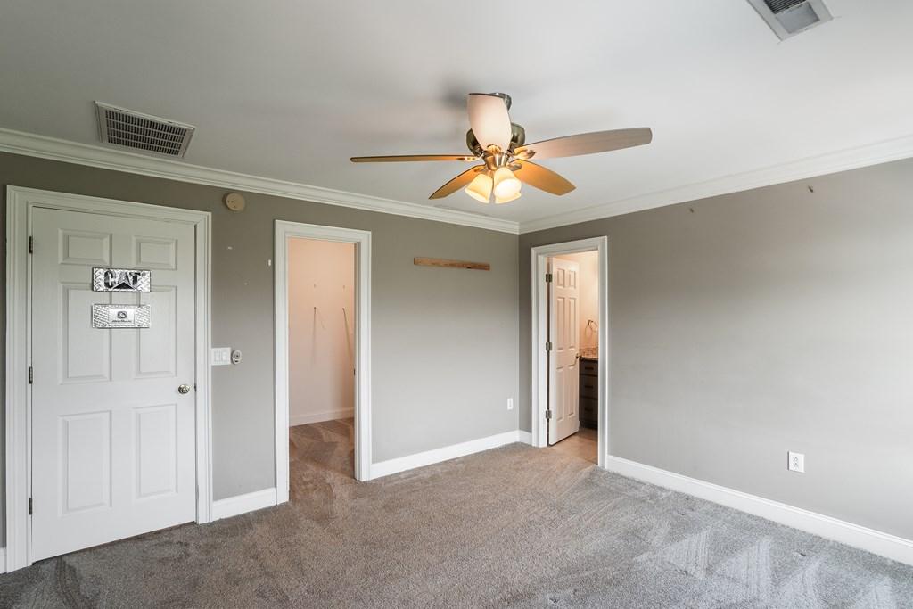 CHATSWORTH, Georgia, 30705, United States, 5 Bedrooms Bedrooms, ,6 BathroomsBathrooms,Residential,For Sale,1846610