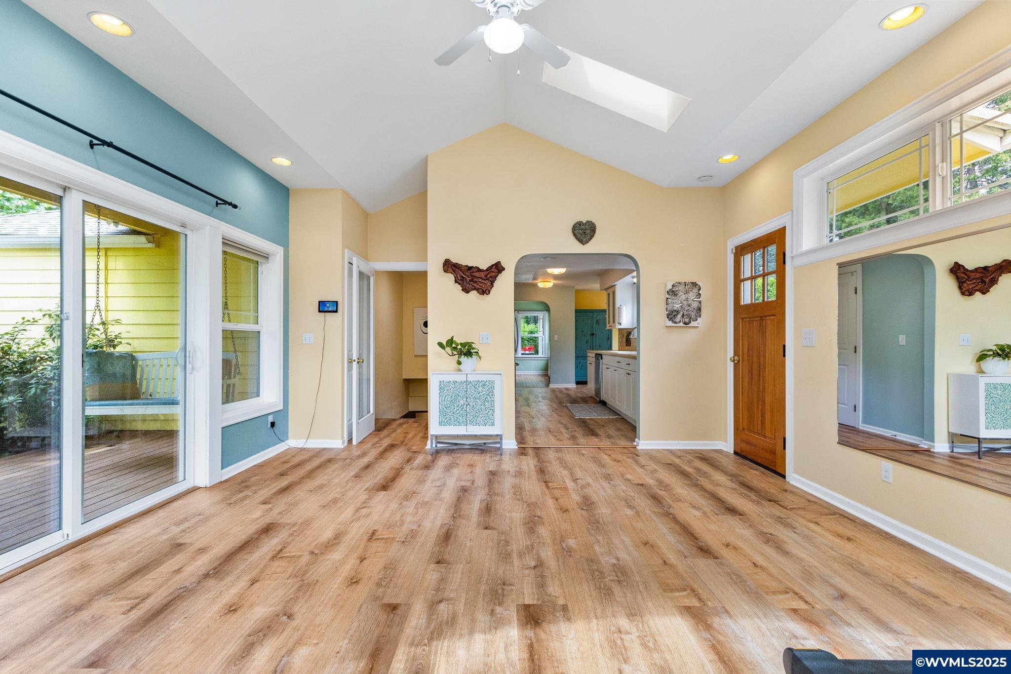 Salem, Oregon, 97302, United States, 3 Bedrooms Bedrooms, ,3 BathroomsBathrooms,Residential,For Sale,1829333