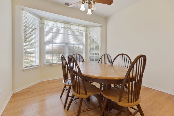 Huntley, Illinois, 60142, United States, 2 Bedrooms Bedrooms, ,2 BathroomsBathrooms,Residential,For Sale,1989906