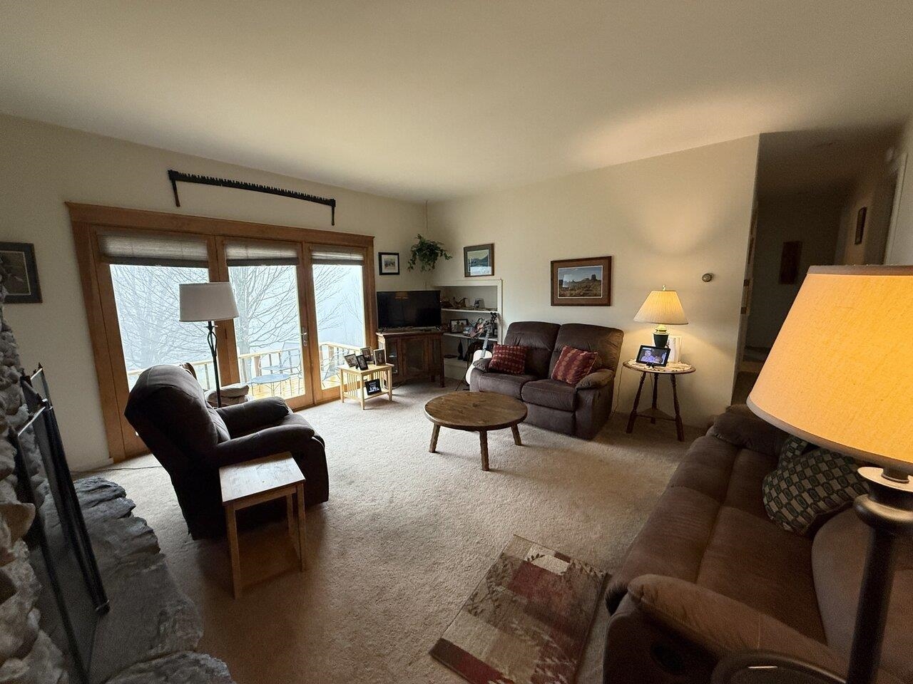 Waitsfield, Vermont, 05673, United States, 3 Bedrooms Bedrooms, ,2 BathroomsBathrooms,Residential,For Sale,1991927