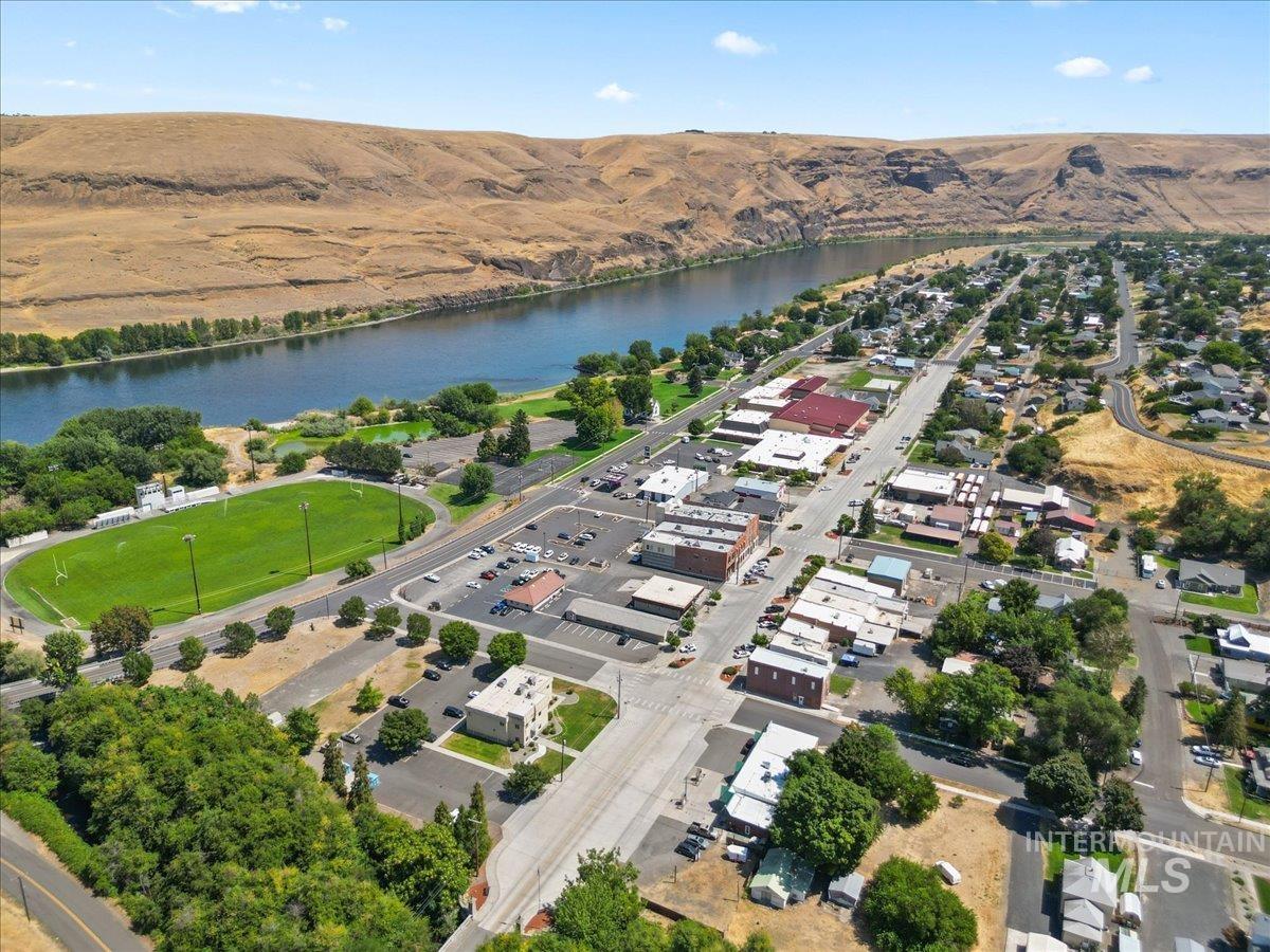 Asotin, Washington, 99402, United States, ,Residential,For Sale,1837718
