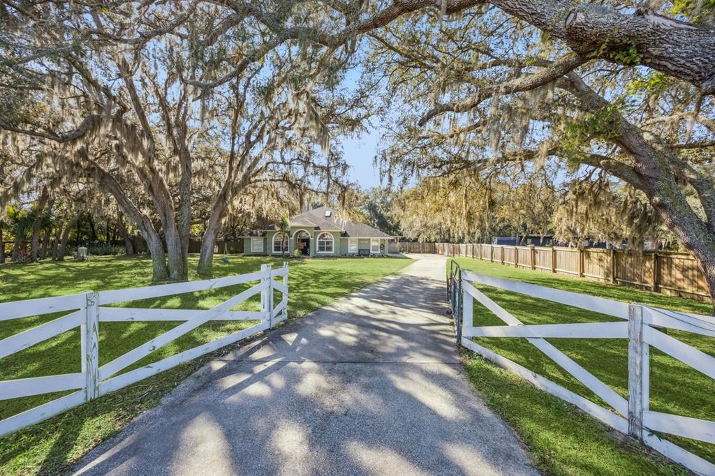 Sorrento, Florida, 32776, United States, 4 Bedrooms Bedrooms, ,3 BathroomsBathrooms,Residential,For Sale,1992093