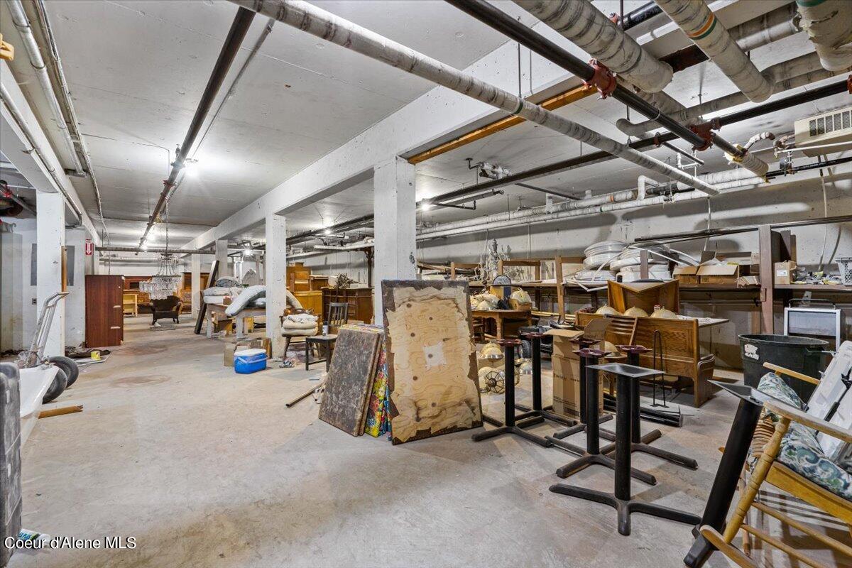 Silverton, Idaho, 83867, United States, 36 Bedrooms Bedrooms, ,Residential,For Sale,1974428